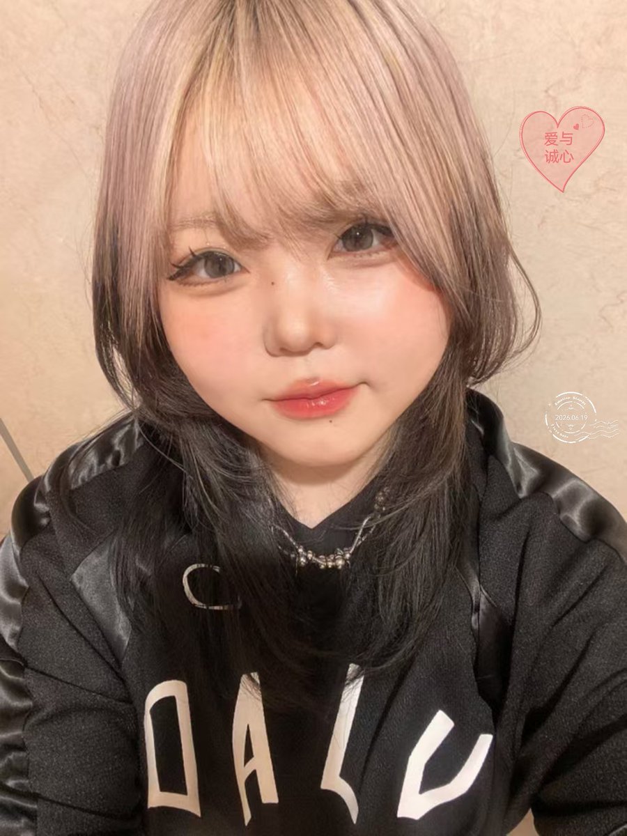 aiyuchengxin's tweet photo. 反差投稿（四）
一个贱到极致的人妻骚逼母猪，就喜欢被曝光，享受别人视奸，想被所有人看到她的贱逼母畜样。
想被投稿曝光的骚逼、母狗、反差婊直接点赞或者主动私我，让你彻底的暴露，展示本性，被所有人看光。
#曝光 #反差投稿 #反差婊 #骚逼 #母狗 #母畜 #自毁 #发情 #投稿 https://t.co/SmlM5Vtf27