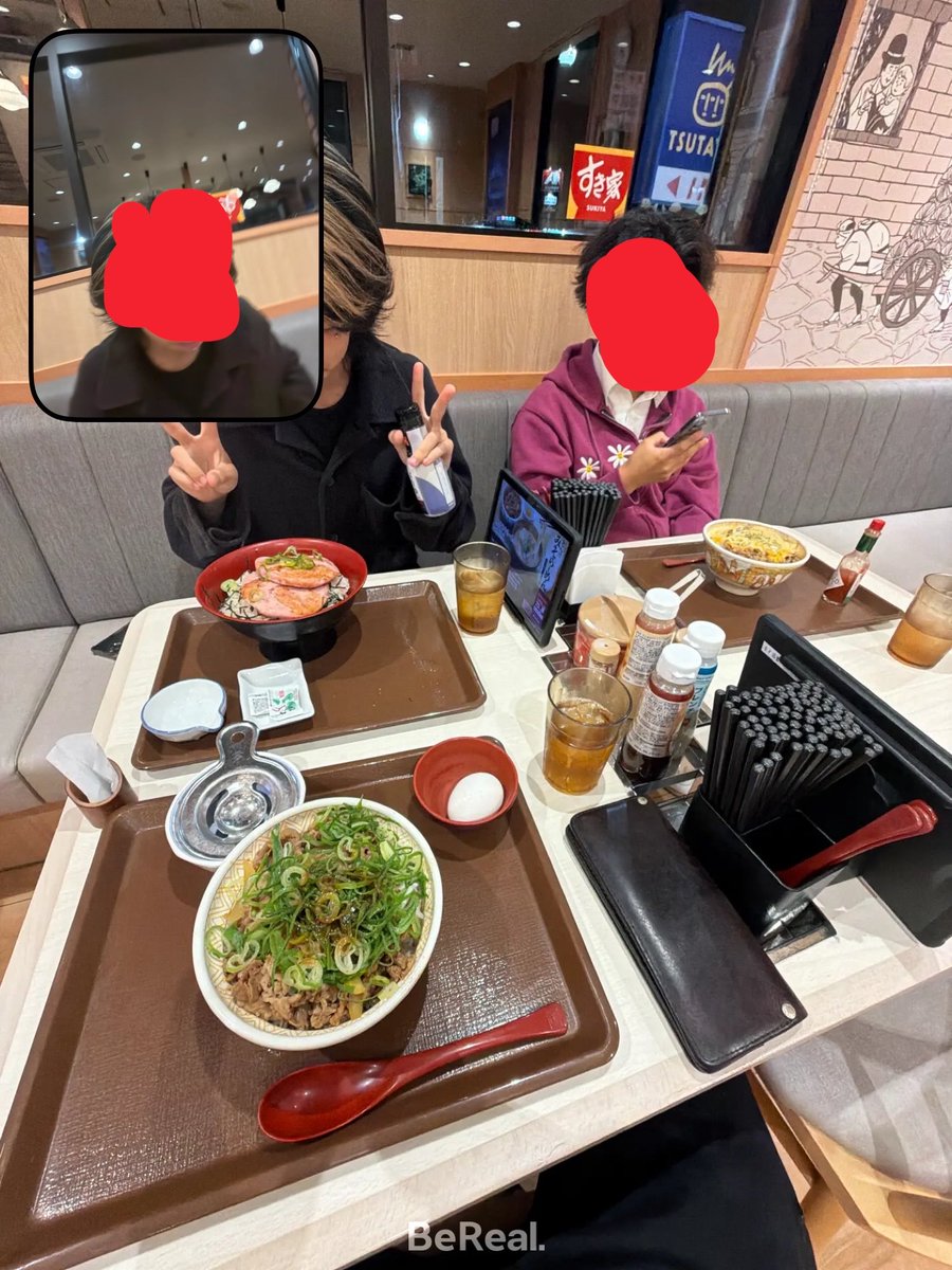 Monaxrr's tweet photo. 一文無しメッシュくんと https://t.co/FBceFTXhEv