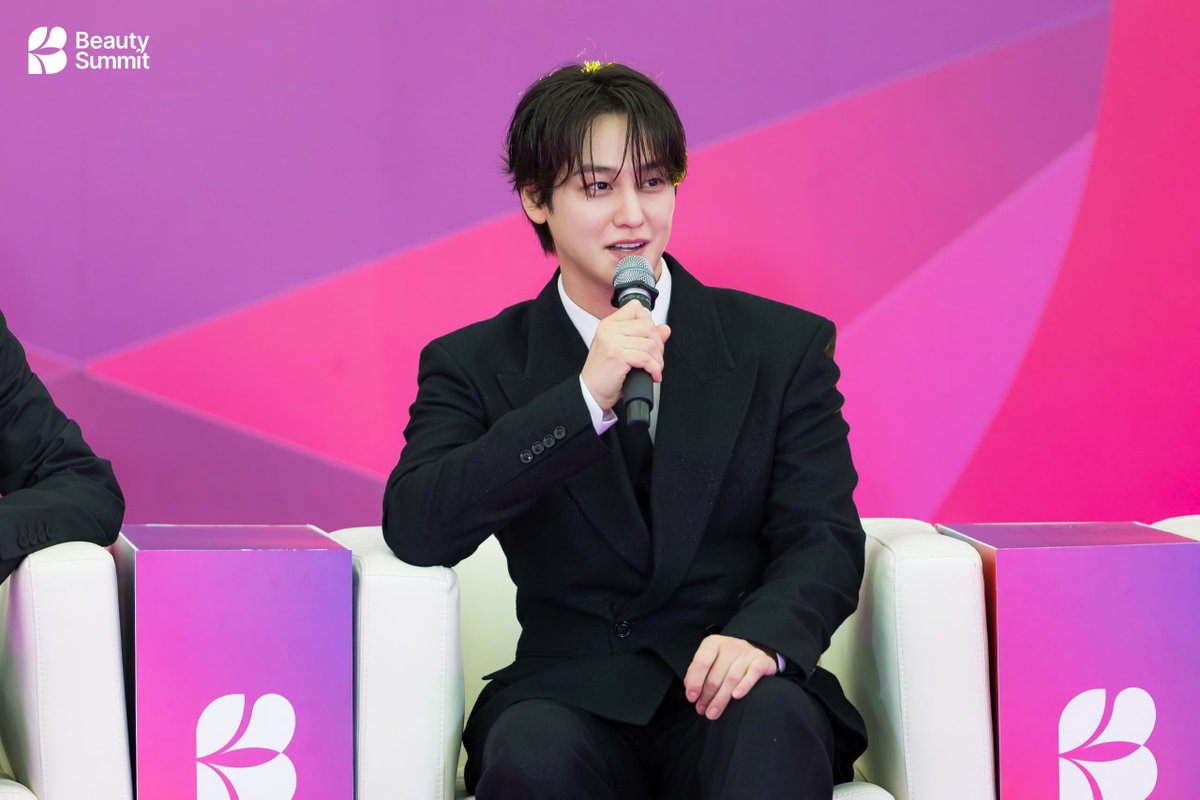 ifeyaaa's tweet photo. #KimBum at the Beauty Summit 2026 in Hanoi, Vietnam 🤍

During Q&amp;A session, he shared that his role in his latest drama, #SoldOutOnYou, was a new challenge for him. He had many concerns but worked hard to do a good job.

#KimBeom #김범 https://t.co/ZMx8Ui6DX6