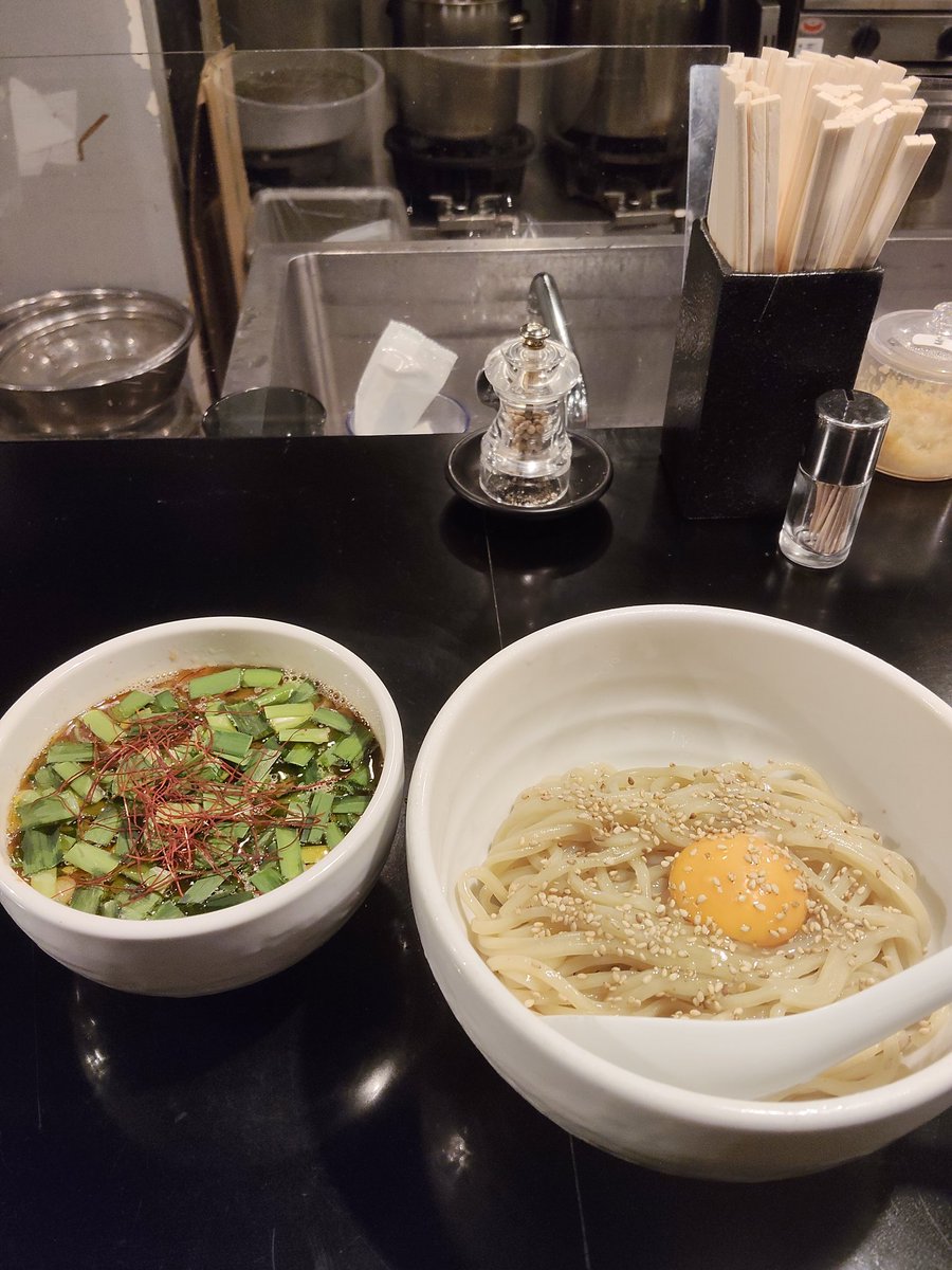 hikamiya_'s tweet photo. 🍜 https://t.co/s3IeluwTLE
