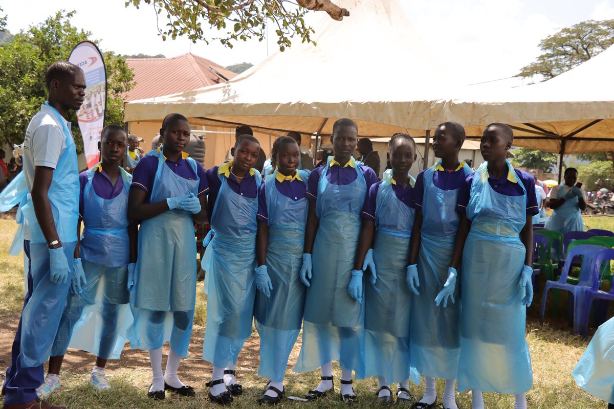 ACEMP_UG's tweet photo. Students from School Environment Clubs in Nakapiripirit joined the clean‑up drive in Namalu! We believe in grooming them young—today’s learners, tomorrow’s climate leaders. #WorldEnvironmentDay #ClimateAction https://t.co/rYa7gDqI9D