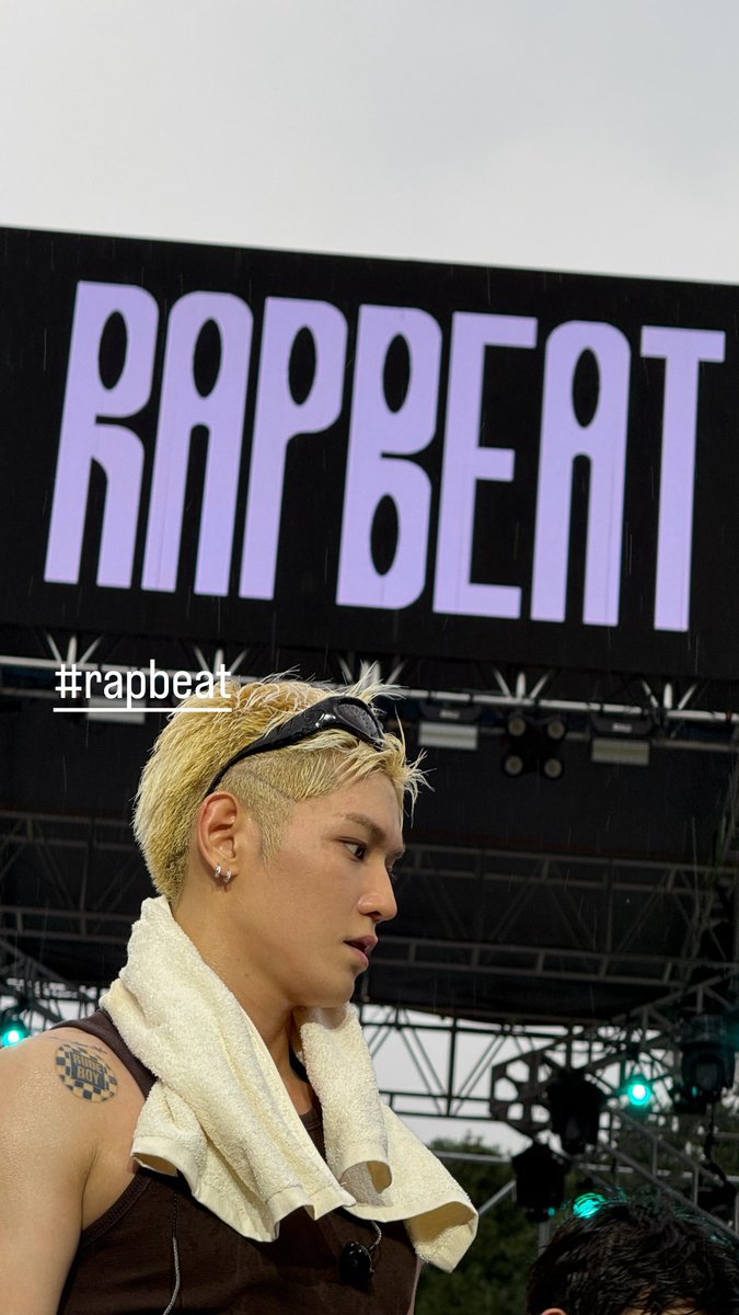 tyzip_'s tweet photo. 260619 #태용 툥토리

#rapbeat https://t.co/t5h9ORqjpD