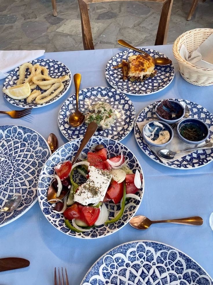 liIacdaisy's tweet photo. summer in greece https://t.co/PPljClPIwO