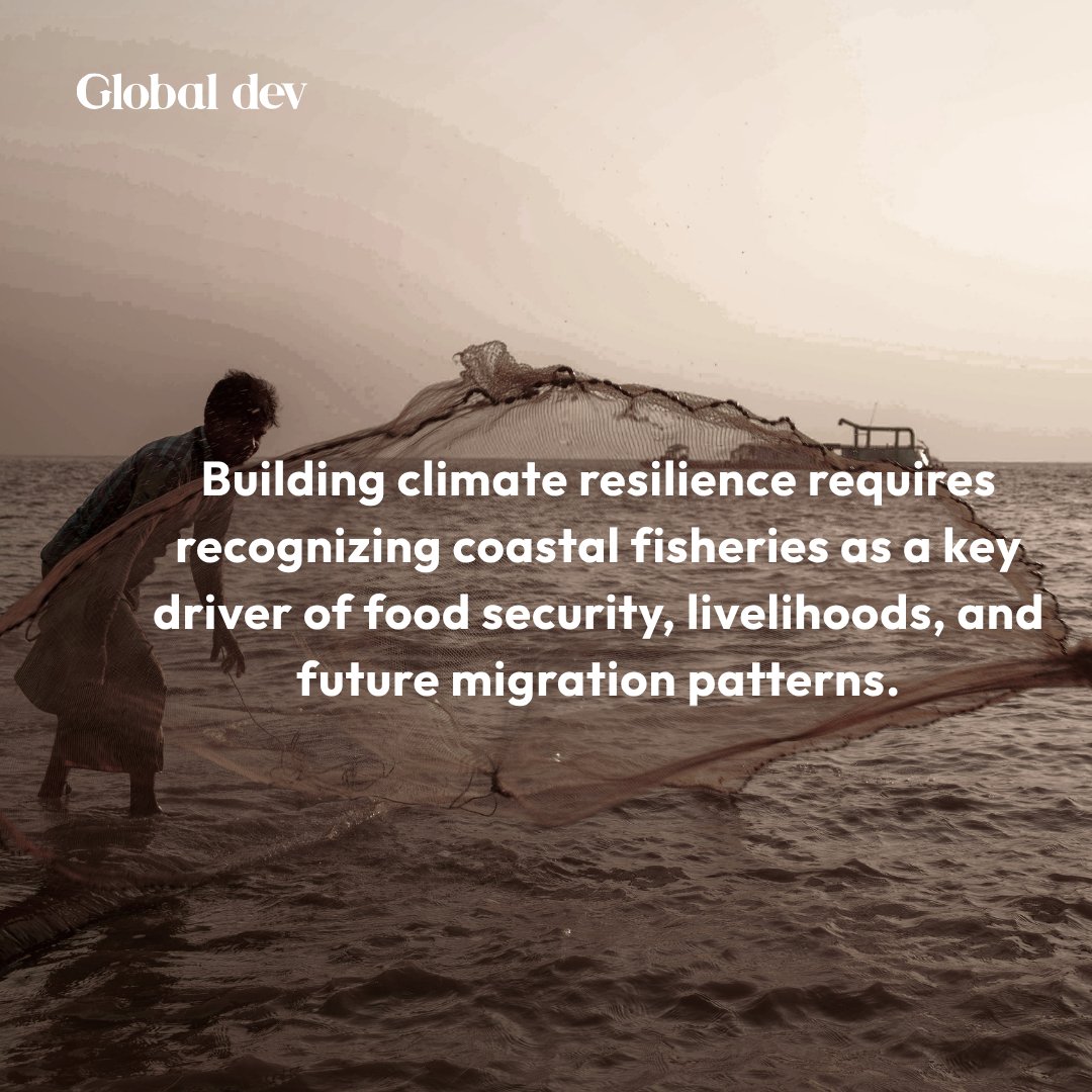GlobaldevB's tweet photo. Climate #migration is about more than #rising seas. 🌊

In Kiribati and Tuvalu, changing #oceans are threatening #fisheries, livelihoods, and the future of coastal #communities, influencing decisions to move.
🔗 https://t.co/ouC9G98LGT https://t.co/3BVO6Pyzbn
