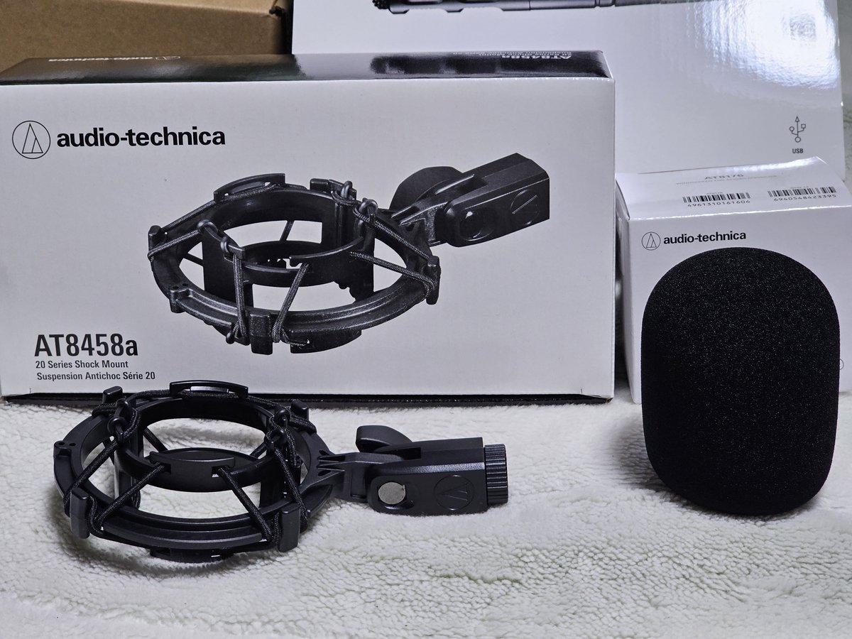 My new gear… audio-technica AT2040USB HYPERCARDIOID DYNAMIC USB