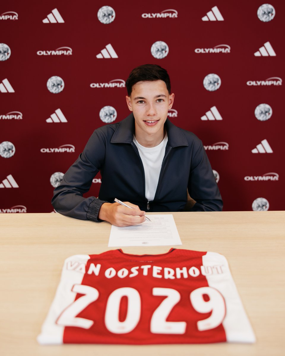 AFCAjax's tweet photo. Signing his first professional Ajax contract. 

Congratulations, Charly van Oosterhout! ✍️
