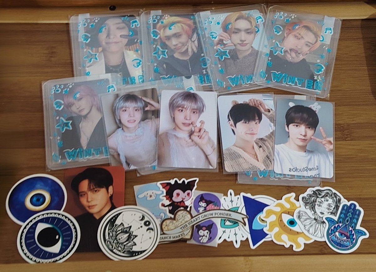 Michell93046179's tweet photo. Happy house warming pogi boy mail 😆 @Hua_Yueie

Late post, happy to get these home... 

Thank you to @DazzlingLex1117 for Rengoku 2x and YunGi... Packaging and freebies are sooooo 😘🤌❤️🩷

Thank you also to @no1like_aly for pinkHwa, silverYun and RengokuGi 😍🤩😍 https://t.co/S8X8hYURaT