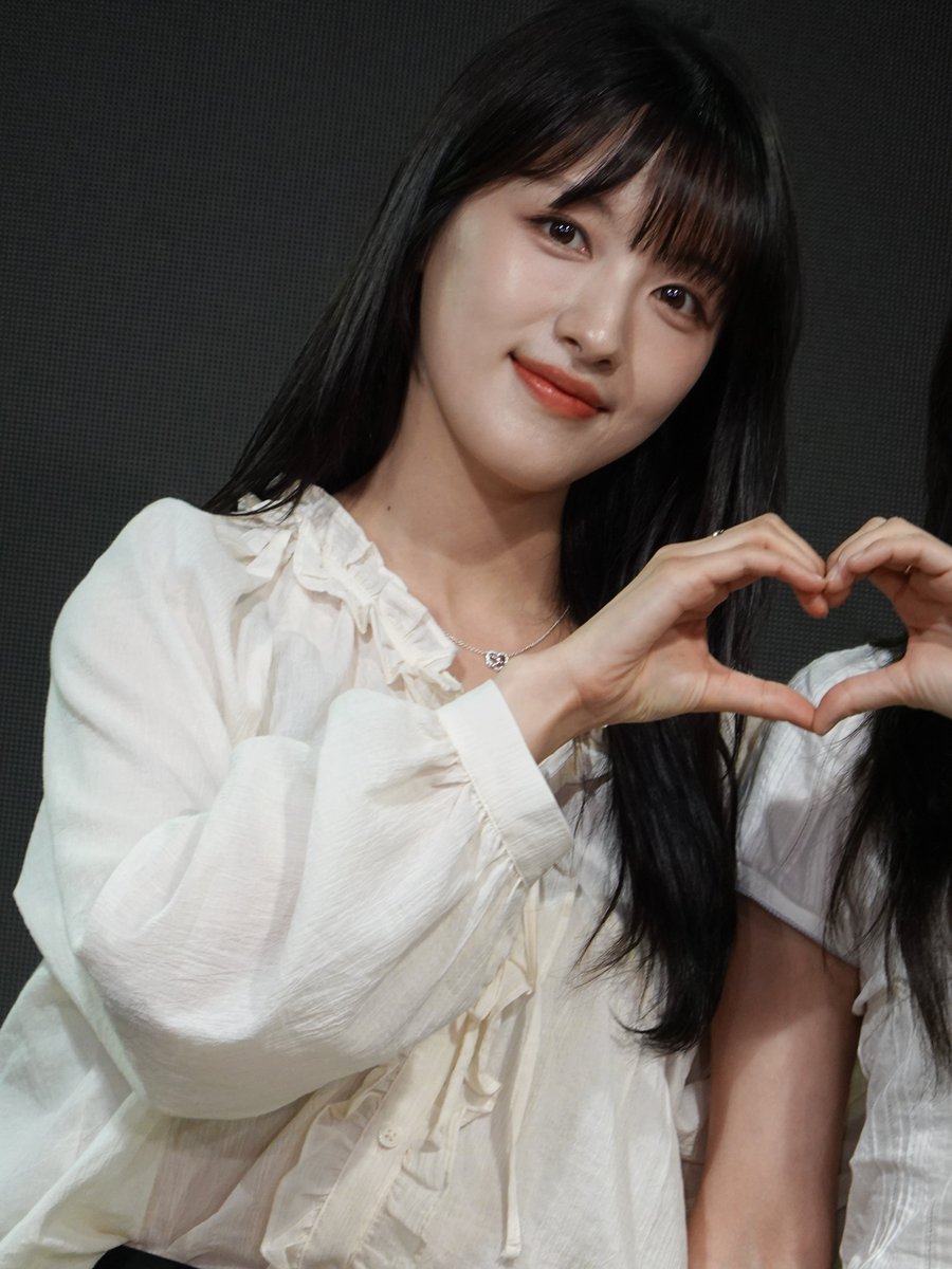 chris_icj's tweet photo. 2026.6.19 SOYEON × SEUNGHEE 「Ch.求韓日‐公開収録」/ SPACE UENO
活動当時の本音が聴けて面白かったです🙂明日も参加
#소연 #LABOUM #오승희 #CLC #求韓日 https://t.co/y2X7yzfy2t