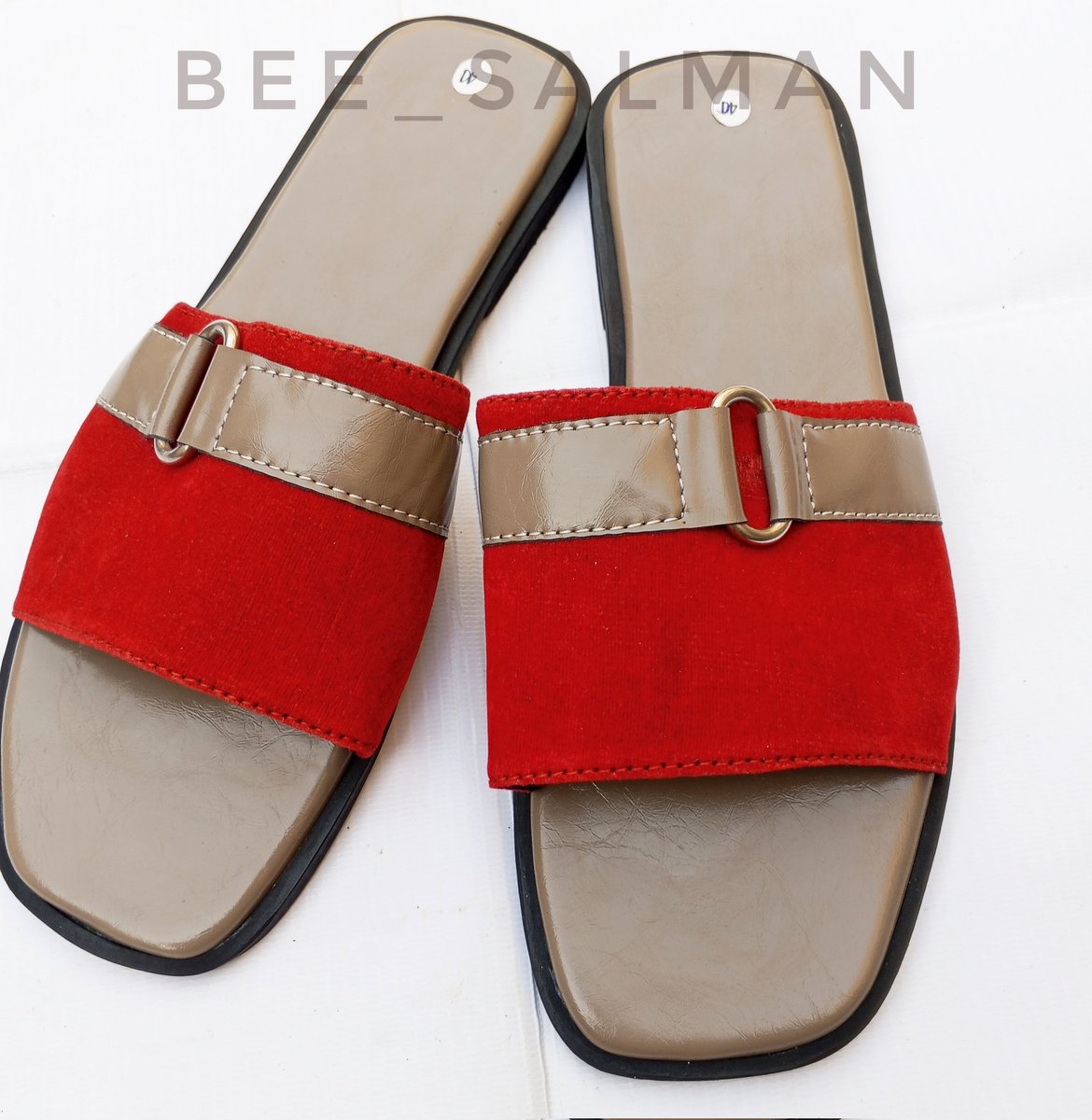 habeesalman's tweet photo. Ladies slide 
Price: 7,000
Location: Kaduna 
Worldwide delivery 🚚🚚🚚 
Wholesale deal available 

Please repost 🙏🙏🙏 https://t.co/Rm1d5X2NAx