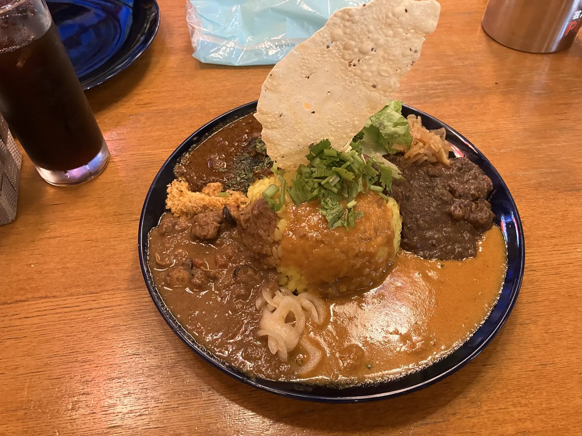 katto490's tweet photo. 久々にマキオカリーに行ってきたのだ！！！
最高！！！！ https://t.co/AGxAL1gkUV