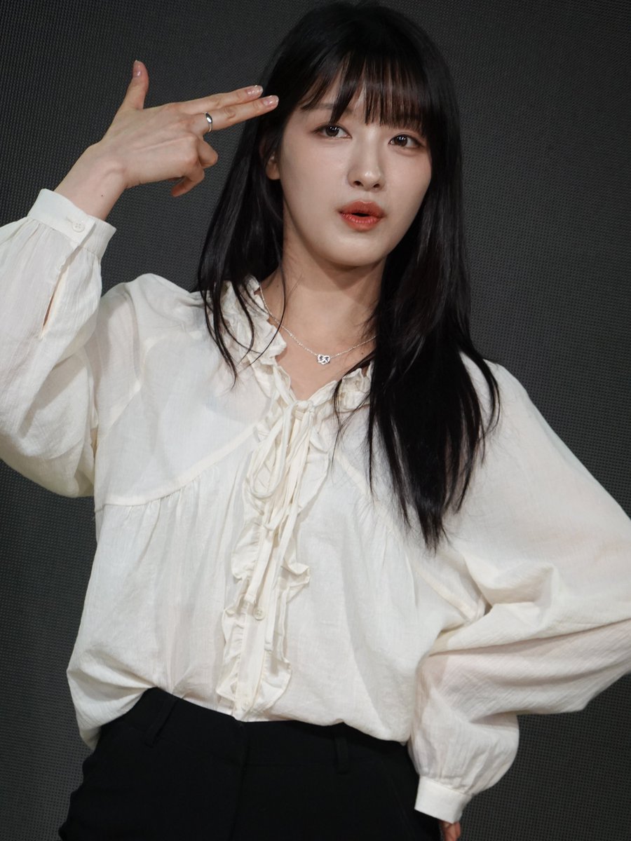 chris_icj's tweet photo. 2026.6.19 SOYEON × SEUNGHEE 「Ch.求韓日‐公開収録」/ SPACE UENO
#오승희 #CLC #求韓日 https://t.co/4GgbzY0o4a