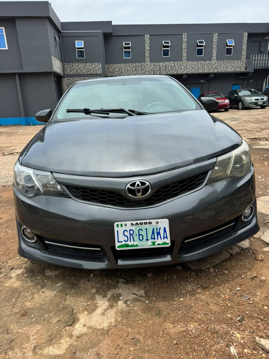 PELSAUTOS's tweet photo. QUICK CASH NEEDED
TOYOTA CAMRY SE THUMB-START
ENGINE AND GEAR UNTOUCHED
AC CHILLING
BODY PAINTED
8,500,000 TO THE OWNER
300K SETTLEMENT
IBADAN
07032328559 https://t.co/D1EAuSb1Xm