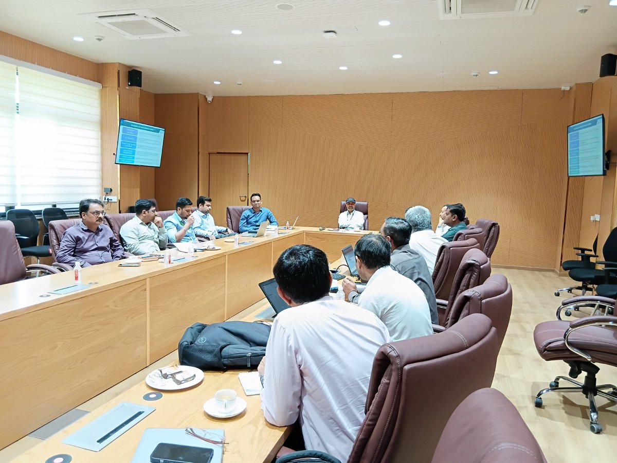 Guj_LSA_DoT_MoC's tweet photo. DoT, Gujarat, conducted a preparatory review meeting with Govt. of Gujarat & GFGNL to ensure effective utilization of the Amended BharatNet Project in the State of Gujarat. The team is motivated to meticulously plan & achieve the defined targets of this critical connectivity mission. #BharatNet #DigitalIndia #DoT #Telecom #DigitalIndia #Internet #Connectivity #connectedIndia
@JM_Scindia @PemmasaniOnX @PIB_India @pib_comm @DDNewsLive