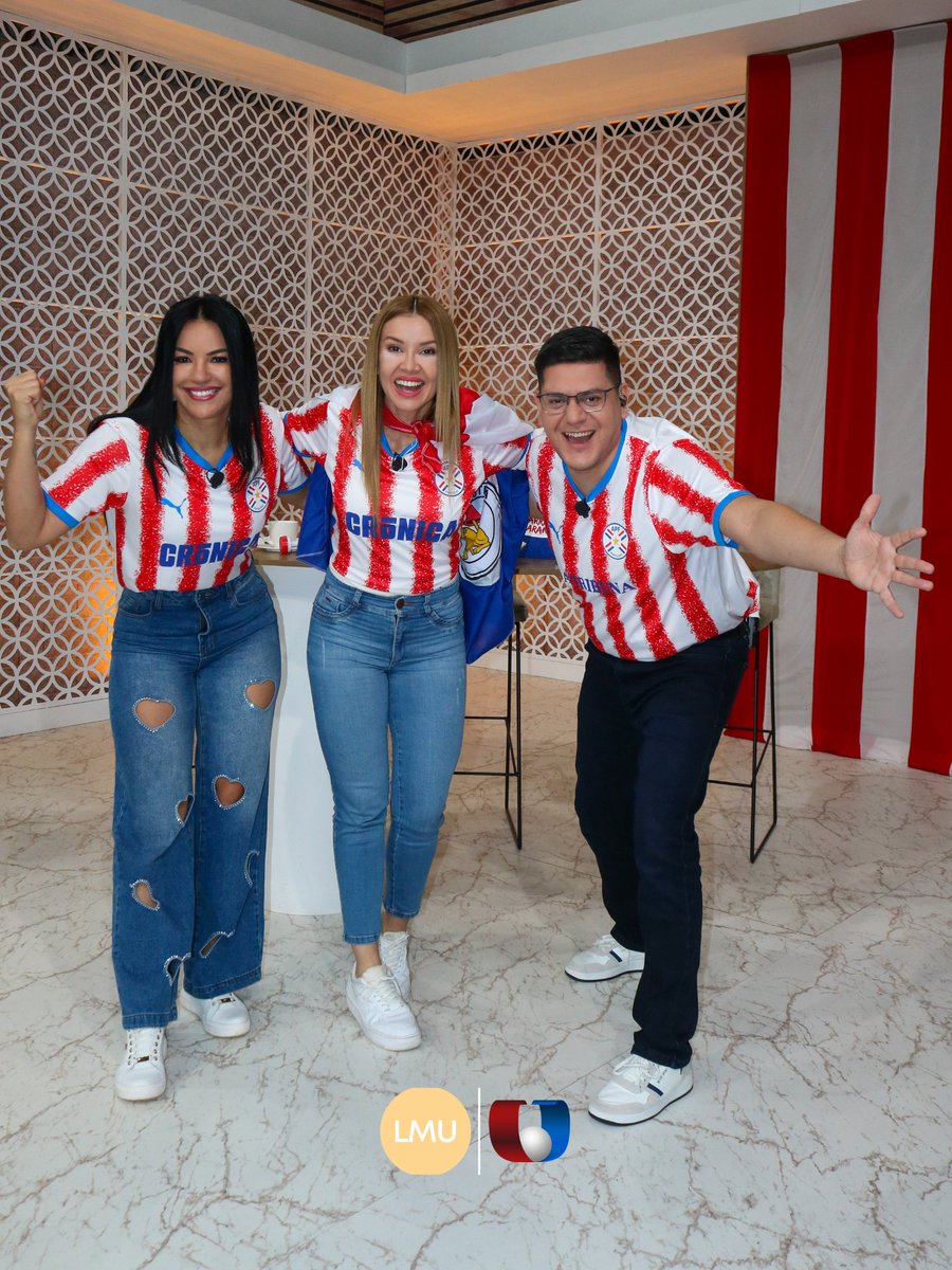 Unicanal's tweet photo. 🇵🇾 ¡Todos alentamos a la Albirroja! ❤️🤍💙

Este team😎🇵🇾 ya te acompaña por las pantallas de Unicanal para llevarte todo el aliento albirrojo en la previa del partido de Paraguay ante Turquía. ⚽🔥

📺✨ ¡Acompañanos a vivir la previa y alentar juntos por @lmunicanal!

#Unicanal https://t.co/guq1NSTBfh