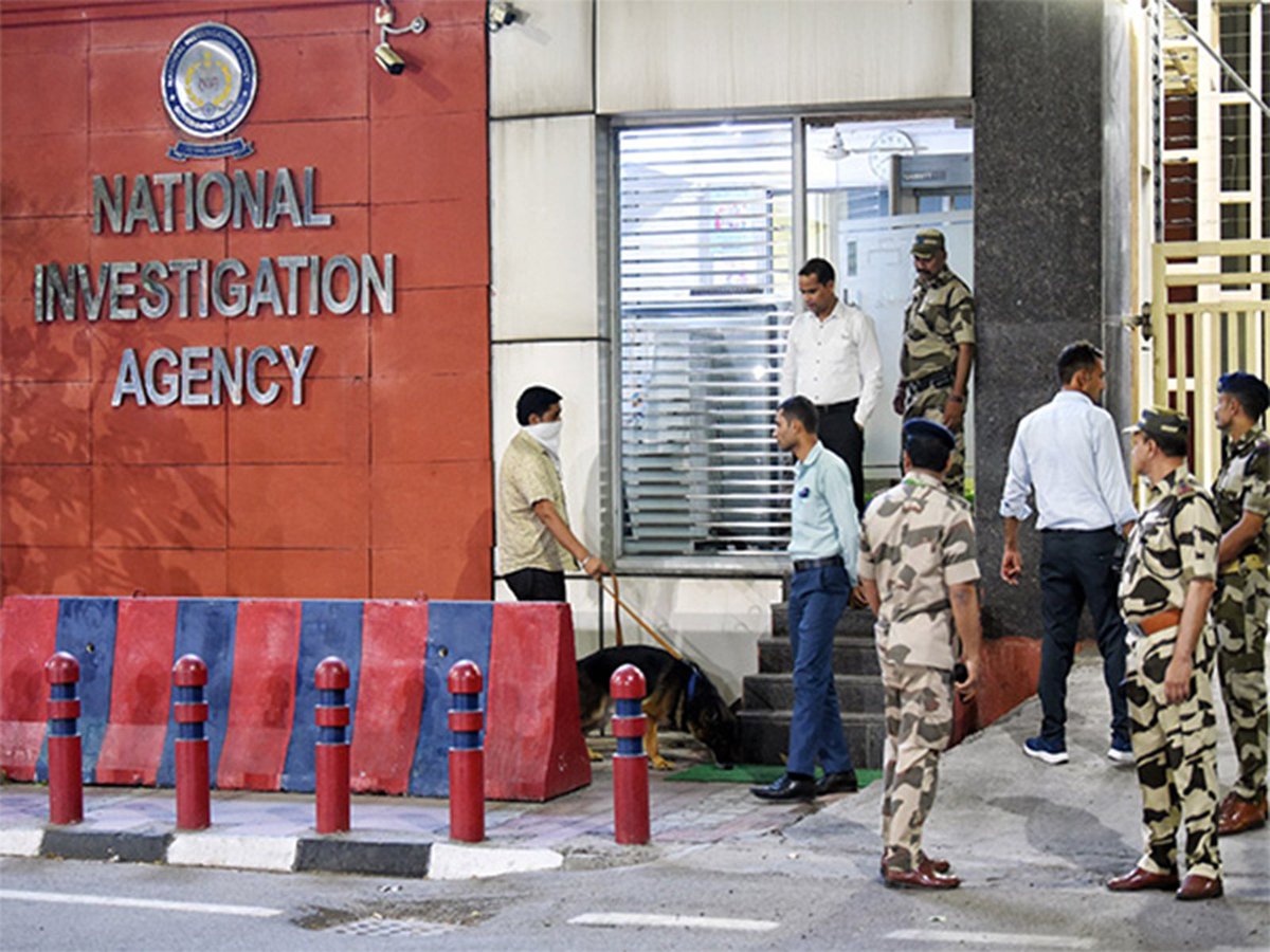 ani_digital's tweet photo. NIA chargesheets second accused in Andhra explosives seizure case
Read @ANI Story | https://t.co/k3nAO1ssBD
#NIA #Andhra #explosive https://t.co/882CTeB6RY