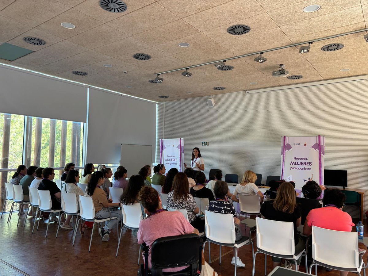 sm_afemy's tweet photo. AFEMY 💜 ha participado en el taller “Nosotras, MUJERES protagonistas”, del Proyecto ÚNICAS, organizado por la Comisión de Mujer e Igualdad de CERMI Región de Murcia.

Gracias por invitarnos a formar parte de esta experiencia tan enriquecedora.
¡Hasta la próxima!
#ProyectoÚNICAS https://t.co/CfMvzLVFXG