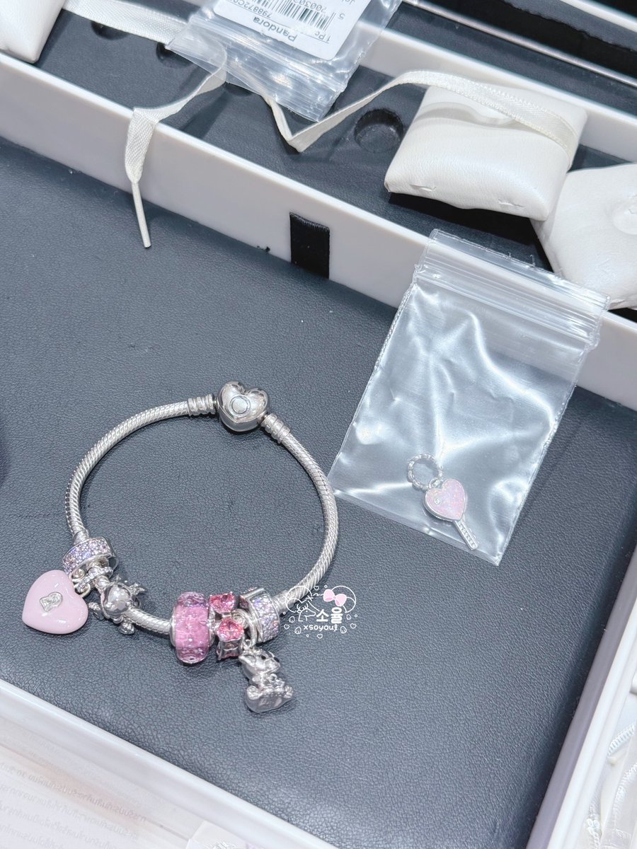 xsoyoul's tweet photo. เปิดรับออเดอร์ Pandora เข้าชอปวันนี้ค่า 
ลด 50% จากราคาเต็ม ส่งฟรีค่า
สนใจ dm ka
#PandoraxKengNamping https://t.co/k03YevNLF9