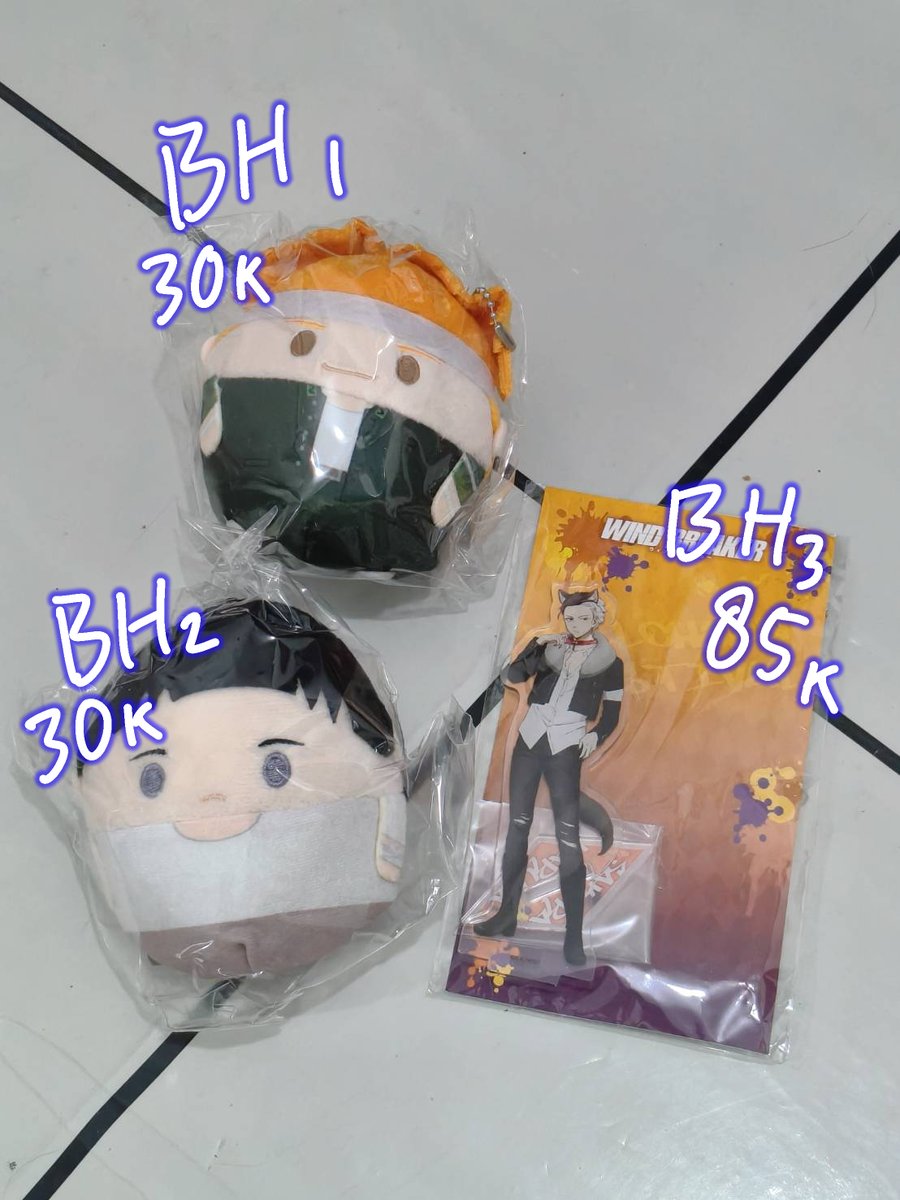 Ahokitsunejajan's tweet photo. JJK , Bluelock, kn8, wind breaker https://t.co/g54pnD9IsL