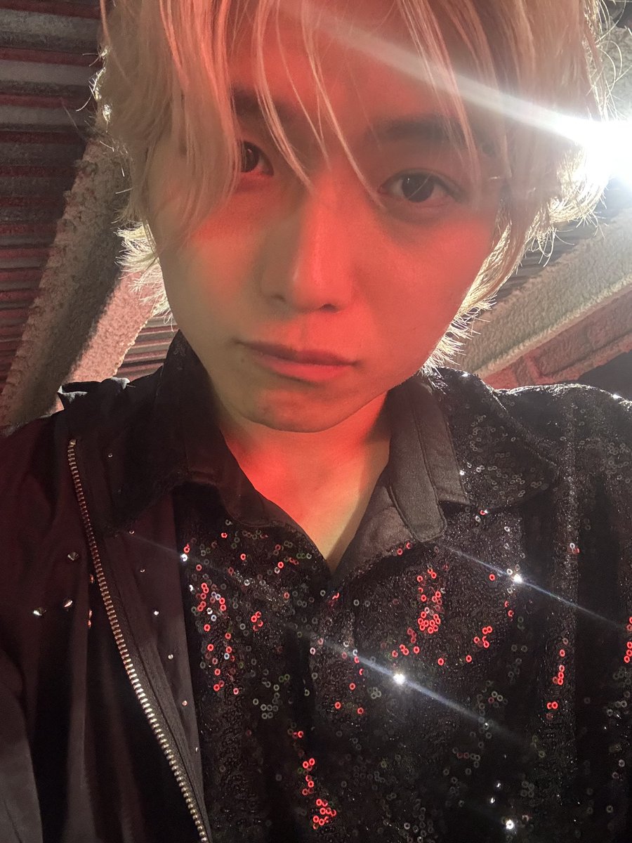 aaaaaatanaka's tweet photo. この前アー写撮ってきました さすがにそろそろDiosの新しいライブとかご案内できそうな予感がしたりしなかったり https://t.co/2HTtbxzXQY