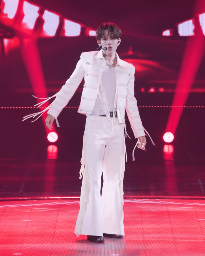 bccouture1991's tweet photo. with Samuel

inkigayo : ZIGI-ZIGI-ZIGI

@ksamuelofficial

Co-work With Stylist 김민 실장님

#samuel #사무엘 #bccouture #비씨꾸뜨르 #무대의상제작 #스타일리스트 #무대의상 #맞춤의상 #의상디자인 #kpop #아이돌의상 #광고의상제작 #광고의상 #의상제작 https://t.co/7F1flwA0PE