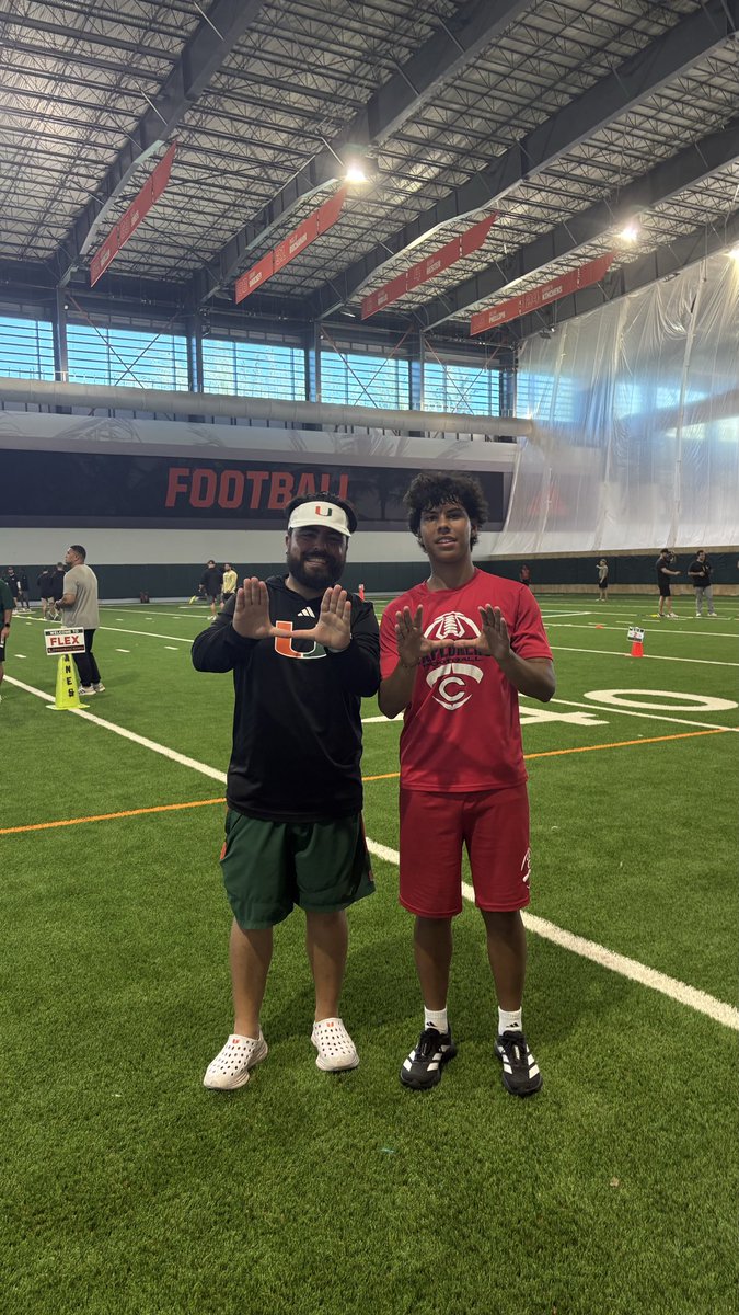 MatteoMill31491's tweet photo. Great time at THE University of Miami. Thank you for having me out can’t wait to be back. Can’t wait to show yall what i got during the season. @CoachFerras @CoachKalter @CoachTonyBugeja @CoachJube @coach_cristobal https://t.co/4QG2Dm9AV5