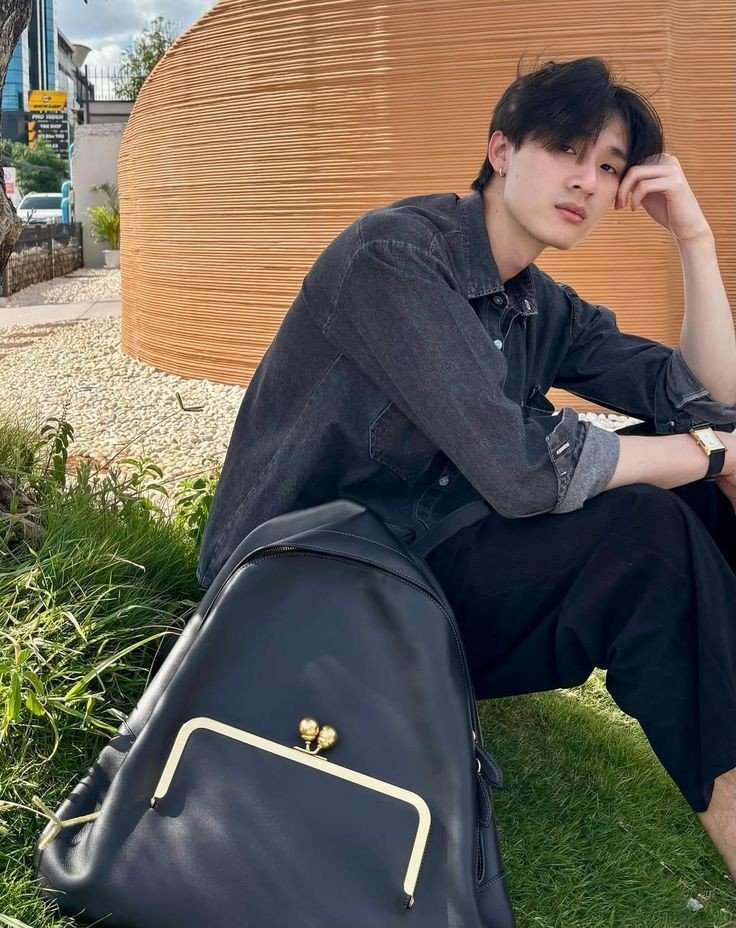 afterdigusting's tweet photo. Giveaway saldo e-wallet 100k buat 2 orang (50k each) end besok jam 19.00 wib.
Syaratnya reply/qrt tweet ini pake keyword + hastag + harapan buat dewtee kedepannya✨️

DEWTEE STILL SHINING
#WithDewTeeAlways
#dew_jsu #tee_vtp #ธีรเดช
#dewtee #ดิวธี

Yg mau moots boleh bgt🫶 https://t.co/d7QIB83v1V