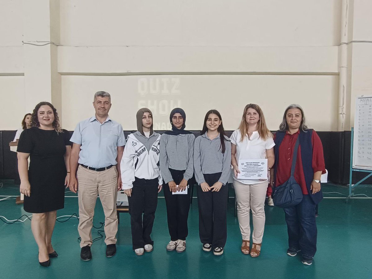 mkpilcemem's tweet photo. MUSTAFAKEMALPAŞA MESLEKİ VE TEKNİK ANADOLU LİSESİ’NDE İNGİLİZCE QUIZ SHOW HEYECANI
Mustafakemalpaşa Mesleki ve Teknik Anadolu Lisesi ev sahipliğinde düzenlenen İngilizce Quiz Show İlçe Finali, öğrencilerin yoğun katılımı ve büyük heyecanı eşliğinde gerçekleştirildi. https://t.co/RmbcjM0uid