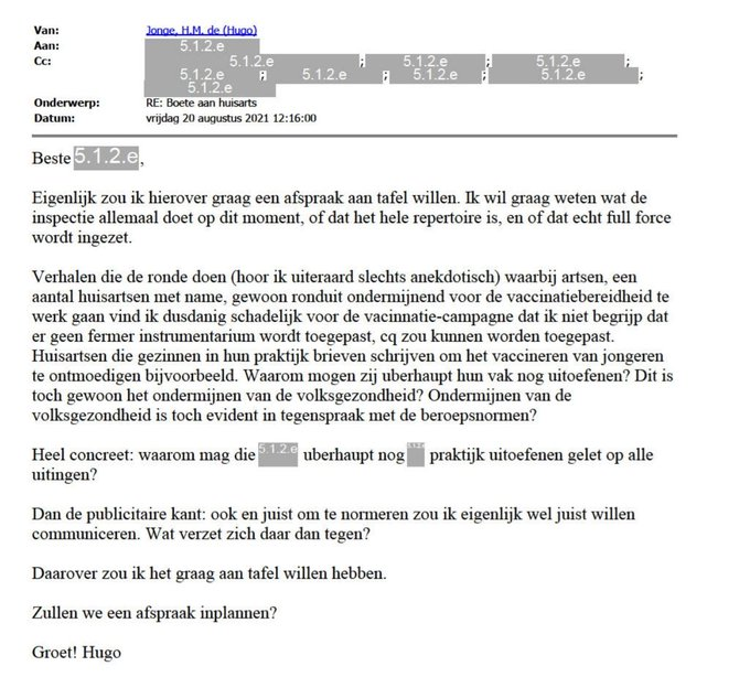 veen_els's tweet photo. Kan allemaal natuurlijk. Hugo de Jonge is als een hertog van Alfa tekeer gegaan, heeft de Inspectie aangezet om huisartsen zoals ik full force te vervolgen, heeft kinderen gepusht om zich te laten prikken met mRNA, destijds zonder toestemming van hun ouders, maar een hoge kerkelijke functie is geen enkel probleem. U hebt kennelijk geen idee hoe deze man vele Nederlanders heeft verketterd en grote polarisatie teweeg heeft gebracht, ook onder kerkelijk meelevende mensen.
