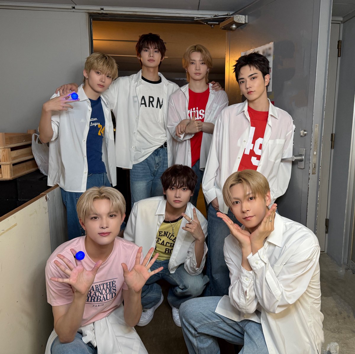 aoen_official's tweet photo. 💙#aoen日和📷☀️260619
🗾日本全国47都道府県ツアー🗾
『aoen LIVE TOUR 2026 ～青のはじまり 47+1～』
山形公演ありがとうございました！

ツアー24日目！山形さすけねばりおもしゃくて、いぎなり嬉しかったずはん！
最高だ景色見せてけれて、ありがとさまな💙

これにてツアー前半終了！後半もお待ちしてます💙💍

🎫チケットのご購入はこちら
https://t.co/jYmtRQj3b3

#aoen #アオエン
#aoen_青のはじまり