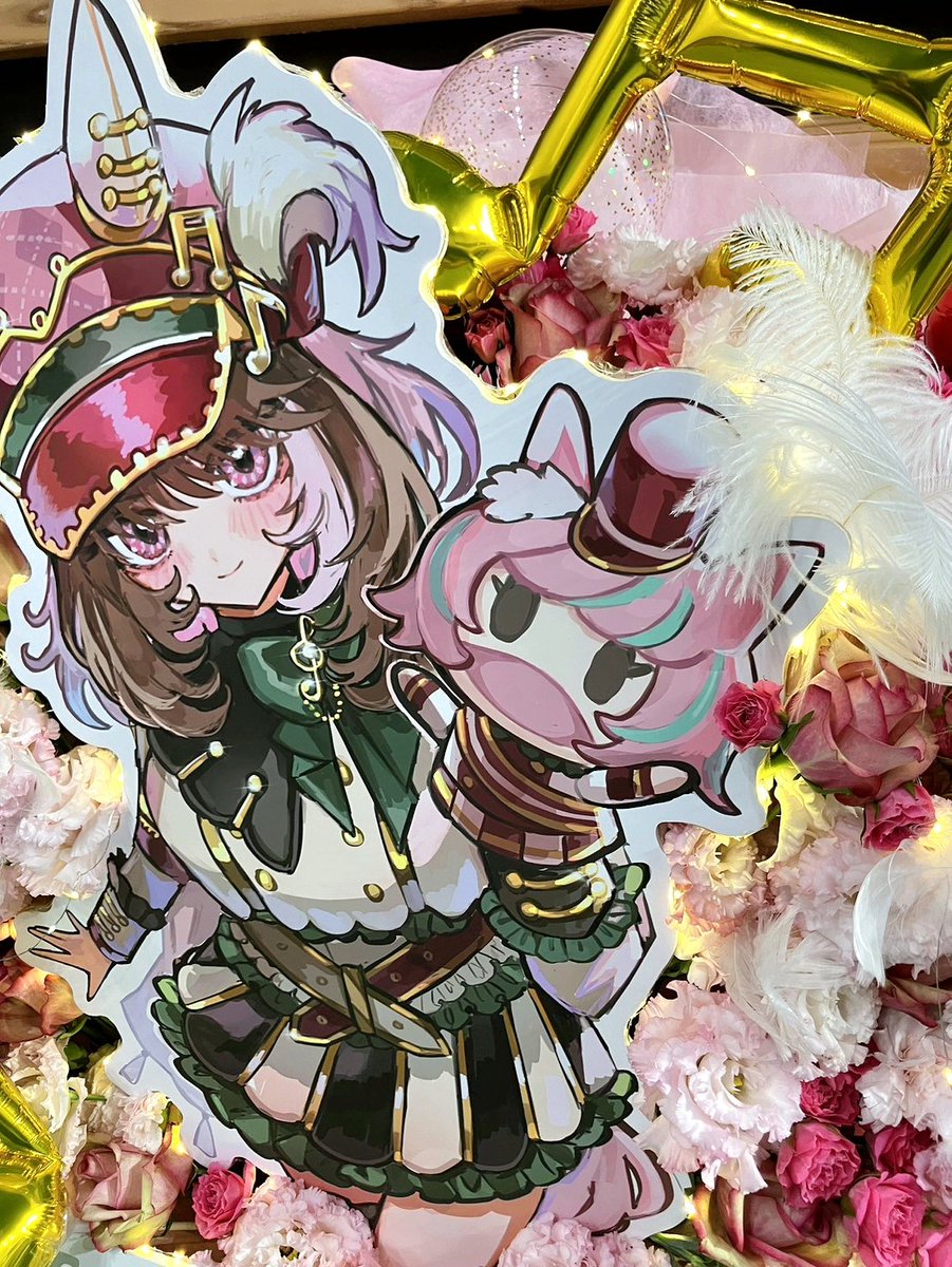 マルちゃんの帽子にある羽根も装飾で取り入れてもらっています໒꒱