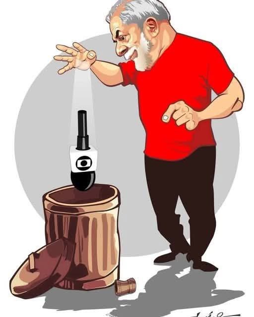 ColetivoSalaPT's tweet photo. Prezado Bernardo (de Mello Franco), agradeço o convite para uma entrevista para o jornal O Globo em uma série sobre ex-presidentes da República. Seu convite destoa da censura imposta pelas Organizações Globo. Não confundo as organizações com as diferentes condutas profissionais de cada um dos seus jornalistas. O que me impede de atendê-lo é o notório tratamento editorial que as Organizações Globo adotam em relação a mim, meu governo e aos processos judiciais ilegais e arbitrários de que fui alvo, que têm raízes em inverdades divulgadas pelos veículos da Globo e jamais corrigidas, apesar dos fatos e das evidências nítidas, reconhecidas por juristas no Brasil e no exterior. As próprias sentenças tão celebradas pela Globo são incapazes de apontar que ato errado eu teria cometido no exercício da presidência da República. Fui condenado por ‘atos indeterminados’. Ao invés de ser analisada com isenção jornalística, a perseguição judicial contra mim foi premiada pelo O Globo. As revelações do site The Intercept foram censuradas, escondendo as provas de que fui julgado por um juiz parcial, em conluio com os promotores, que sabiam da fragilidade e falta de provas da sua acusação. Enquanto não for reconhecido e corrigido o tratamento editorial difamatório das Organizações Globo não será possível acolher um pedido de entrevista como parte de uma normalidade que não existe, pelos parâmetros do jornalismo e da democracia...
 Luiz Inácio Lula da Silva em 2025
