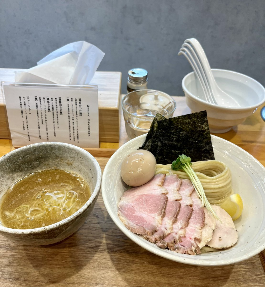 m_oon_61's tweet photo. 行きたかった麻辣湯混みすぎててふらっと行ったつけ麺美味しかった💡
📍MENYA NAKAGAWA🍜 https://t.co/ix6duQtlKp