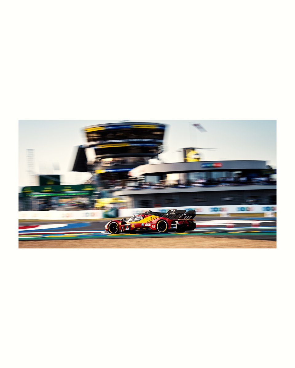 FerrariHypercar's tweet photo. Le Mans, but make it 𝘤𝘪𝘯𝘦𝘮𝘢𝘵𝘪𝘤 📽️

#FerrariHypercar #Ferrari499P #WEC #LeMans24 https://t.co/5wNOG24zqi