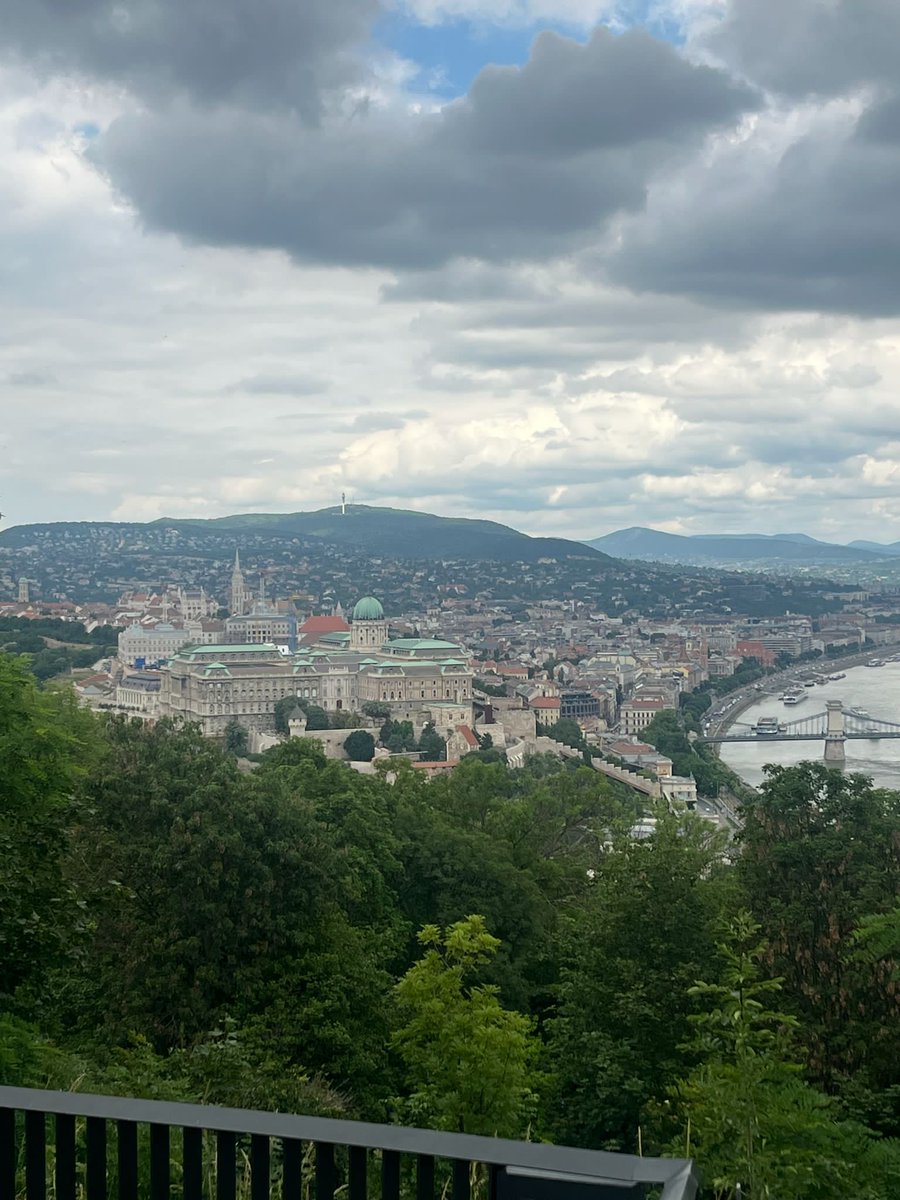 Paul_bem's tweet photo. @Timmysofine Prague or Budapest.. https://t.co/N2TYbvmxKm