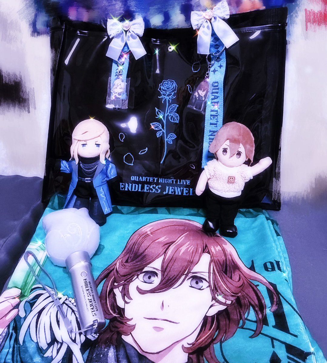 Hs913Ne's tweet photo. 明日はカルライ千葉1日目参戦します.ᐟ 
バッグも中丸見えにならないようにしてリボンもつけたかわいいჱ̒ ᴗ ·̫ ᴗ )♡
楽しむぞ💚❤️💜🩵 https://t.co/8sSSOCuDK0