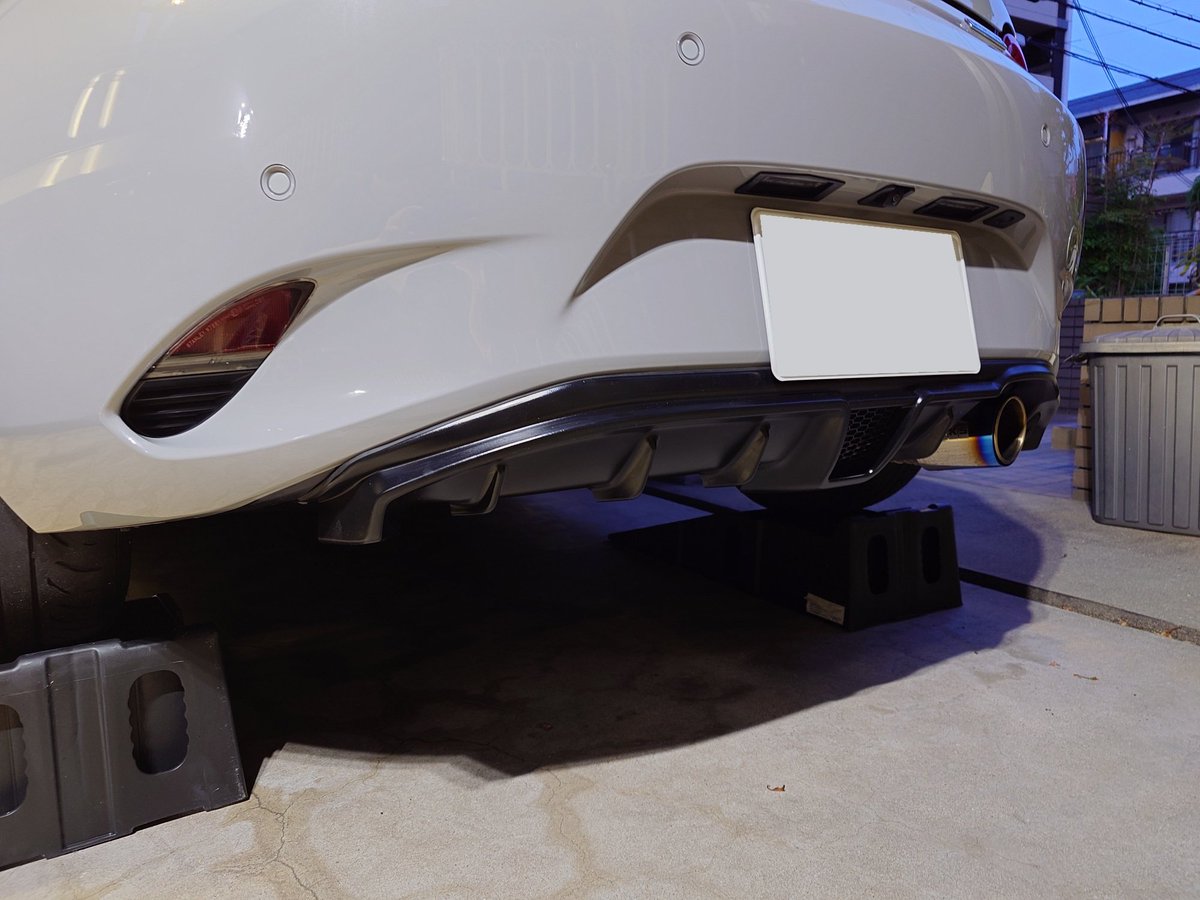 k_ND5RE's tweet photo. 定時帰りからのAutoExeリアアンダーパネル取り付け
マフラーがツラウチになっちゃった https://t.co/1BJ3cDKsYf