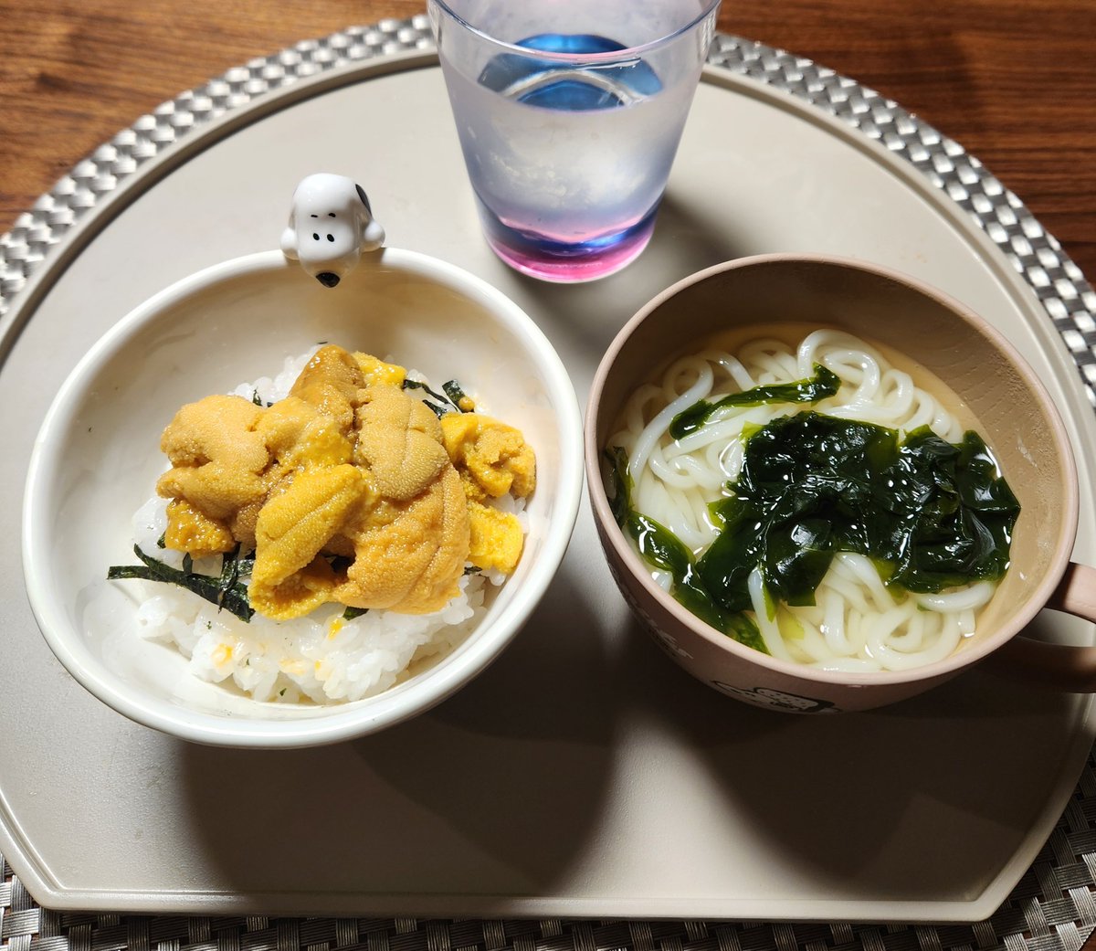 nonoc46493's tweet photo. さわ丸のパパに貰った生ウニの丼！
美味しかったぁぁぁぁあだあああ！
(*´꒳`*ㅅ)感謝☆ https://t.co/d8HGOJLPHn