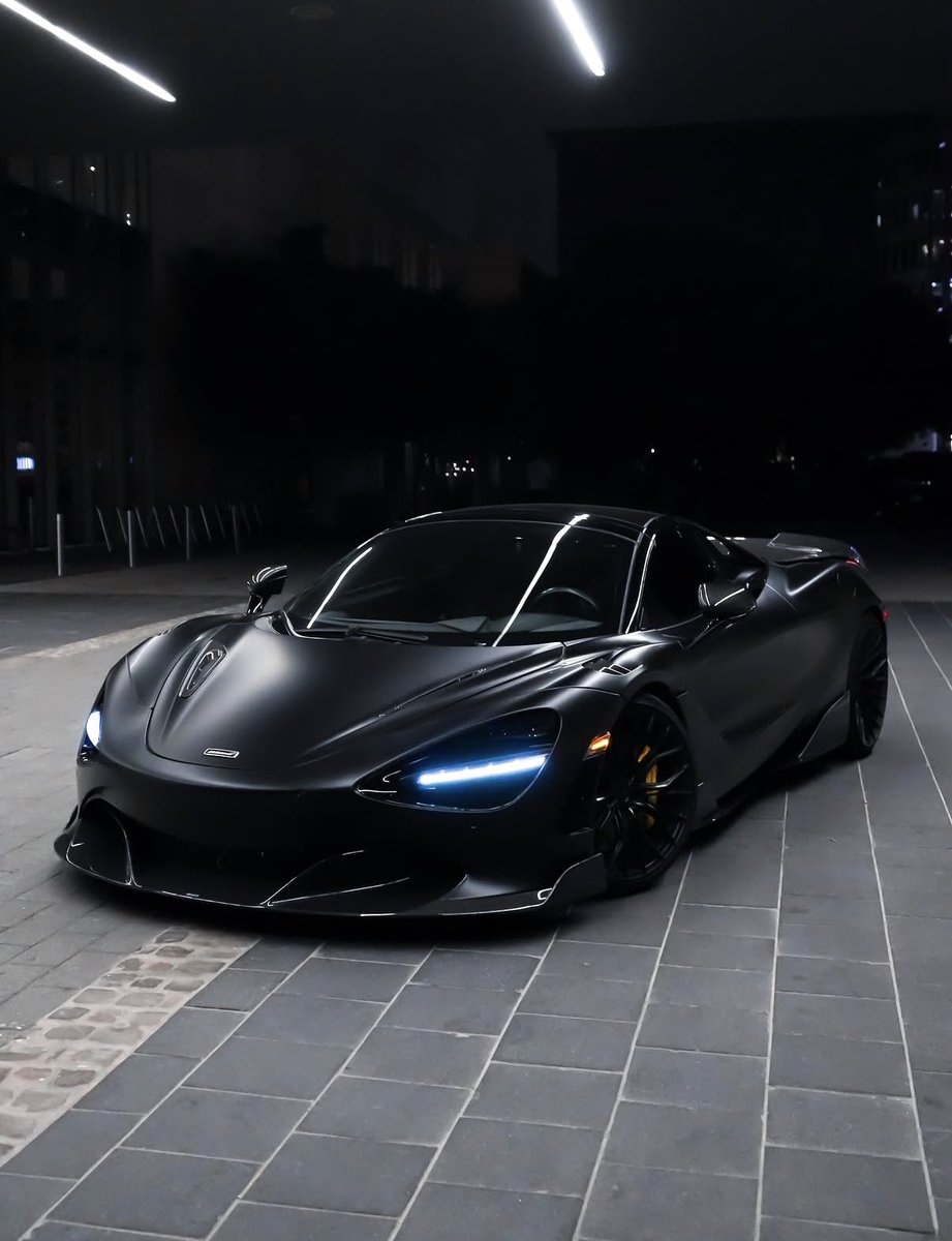 LuxuryCars365's tweet photo. McLaren 720S ♠️ https://t.co/AVaUdLblHk
