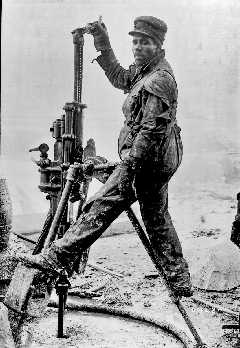 MWRDGC's tweet photo. 📷 A worker on a tripod drill during the construction of the Chicago Sanitary and Ship Canal in the 1890s. 

📣 Learn how the MWRD protects public health and the environment on our July 14 virtual tour. Register: https://t.co/nt2zlnU9tp https://t.co/h9D3xvuVRF
