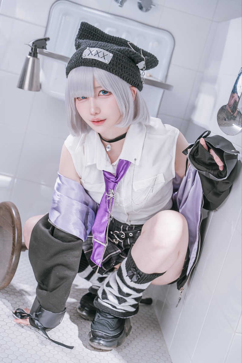 miroooo_on's tweet photo. cosplay

『天才(？)兼ポンコツ担当』
ぶいすぽっ！／花芽すみれ👾💤 https://t.co/WOuuJnqwij