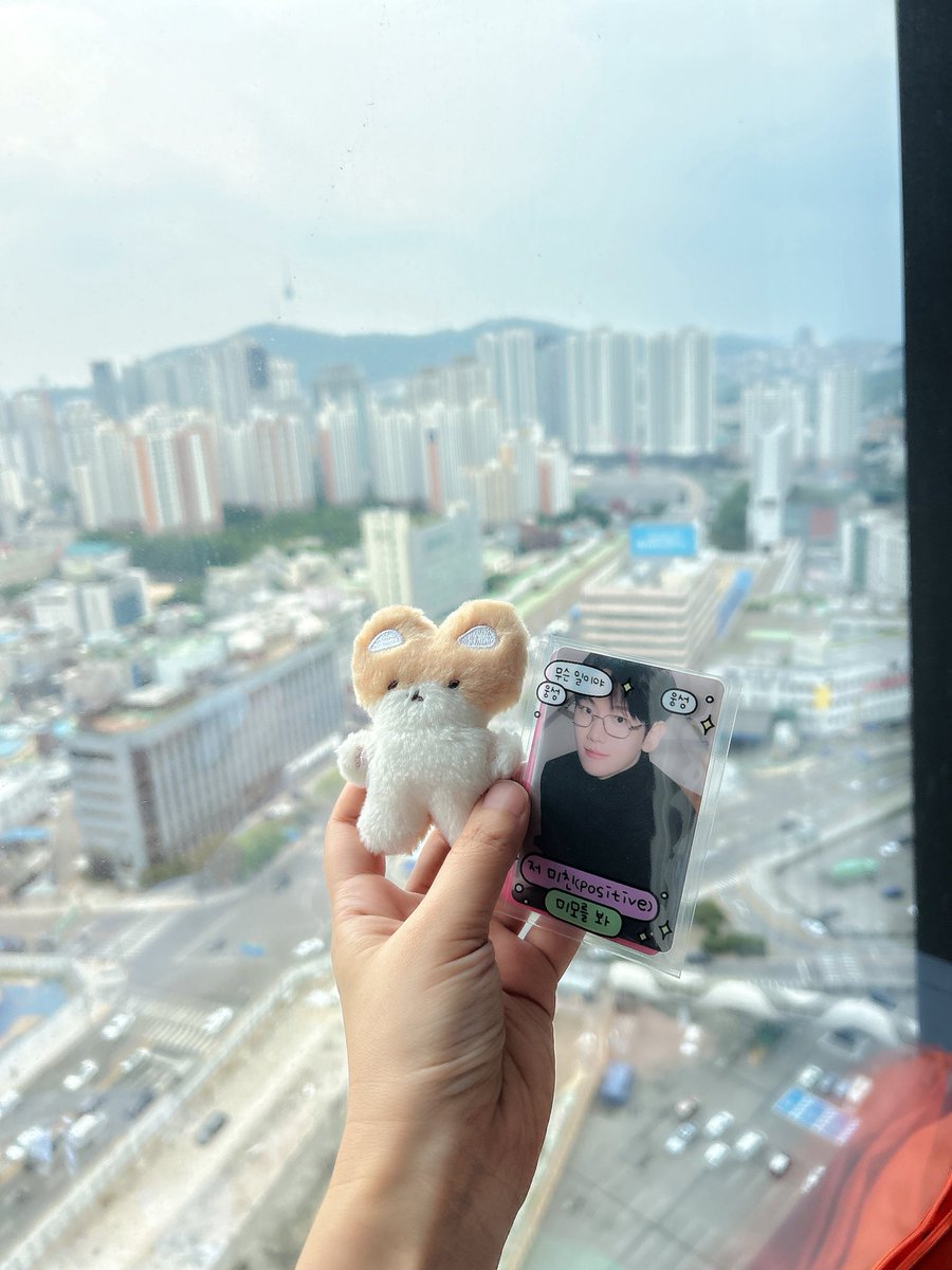 cloud_b_rake's tweet photo. 오늘은 걸스나잇!!
뷰가 너무나..ㅠㅠ해피 https://t.co/BlUeNr7bks