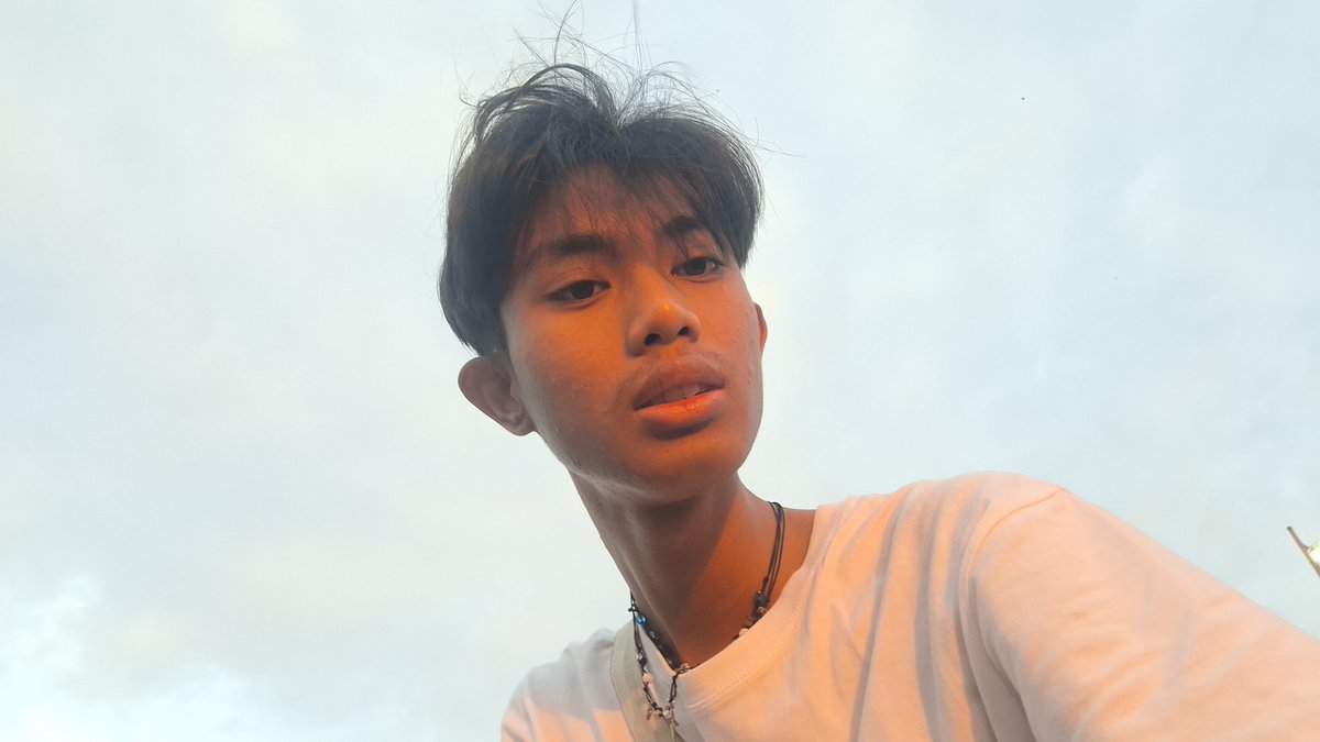 kashaa765877's tweet photo. kalo ga punya T ya gini, keluar kemana mana selalu sendirian, when yh punya T imut 
#gaybali #mlm https://t.co/zPHjsGexqX