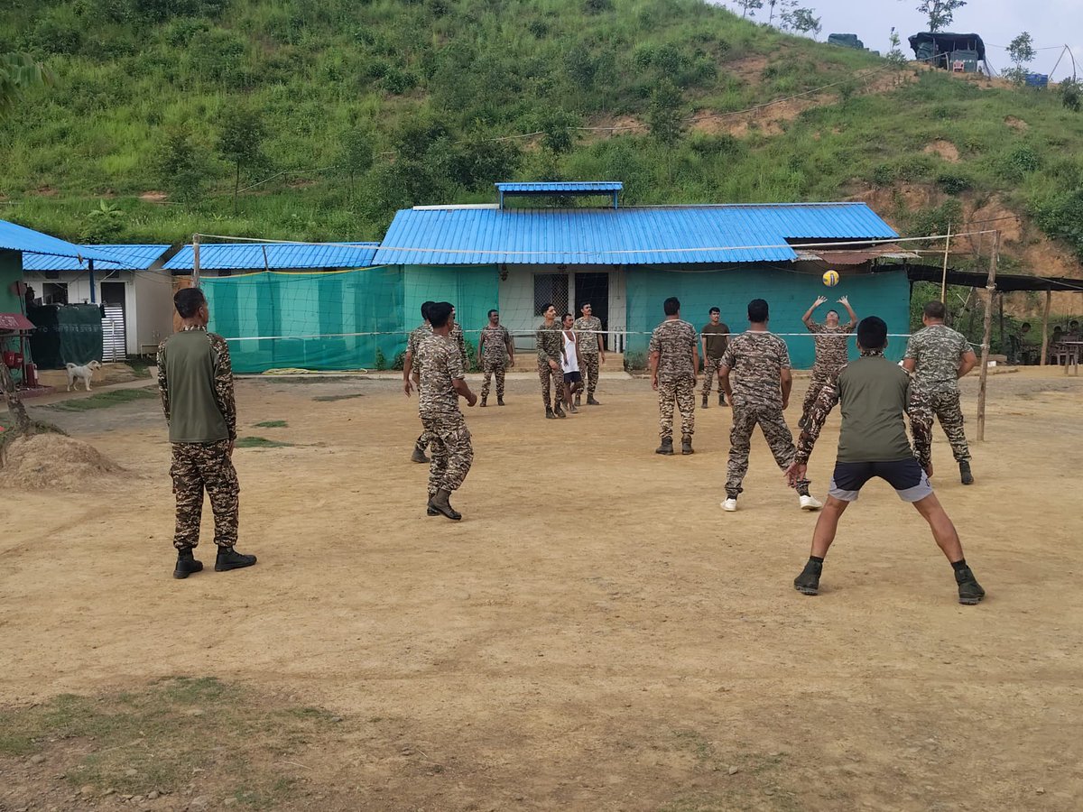 30Central's tweet photo. Sunset, sweat, and smiles—our evening games are not just about winning, but about unity, energy, and celebrating every moment together.Sweat today, shine tomorrow https://t.co/eaeFujHOck