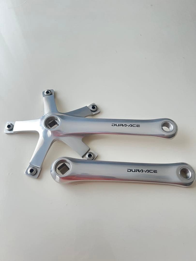 communionidn's tweet photo. Shimano Dura Ace FC-7600 track racing crankset NJS certified 167.5mm 144pcd silver dull color
*Used
Excellent condition
Price: IDR 5.890.000
#communion #communionidn #fnfjb https://t.co/Aq4u6jFCSo