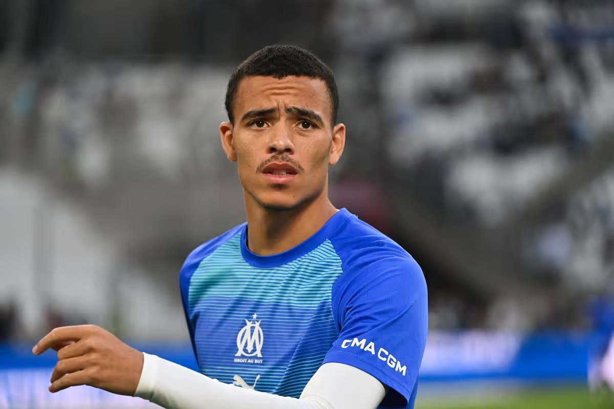 UtdXclusive's tweet photo. 🚨 JUST IN: Arsenal and Tottenham Hotspur are both interested in signing Mason Greenwood from Olympique de Marseille this summer - Marseille are under pressure to sell players to comply with Financial Fairplay, and Greenwood valued at around €80M is their most valuable asset. 

The North London rivals are both in the market for attackers, while Roma are also keen on the former Manchester United forward; United stand to pocket 40% of any transfer fee thanks to a sell-on clause inserted in his move to France.

[@lequipe]