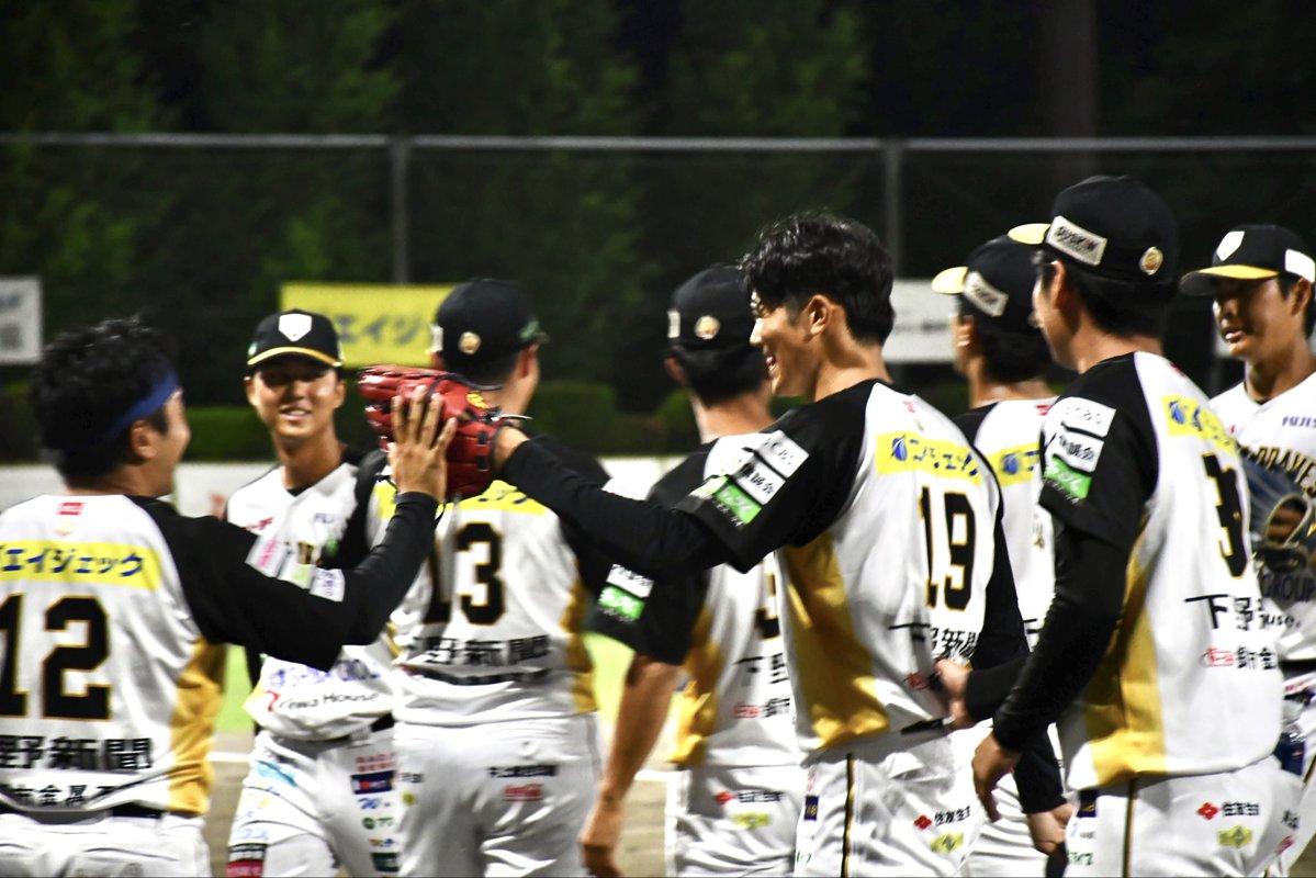tochigi_gb's tweet photo. 【8回表】神奈川FD 10 - 10 栃木GB

#松田和真 投手がマウンドへ！走者を背負いながらも粘りの投球で無失点に抑え、流れを引き寄せる！

#栃木ゴールデンブレーブス
#10周年
#ONEHEART10th https://t.co/c5eZccsHUI