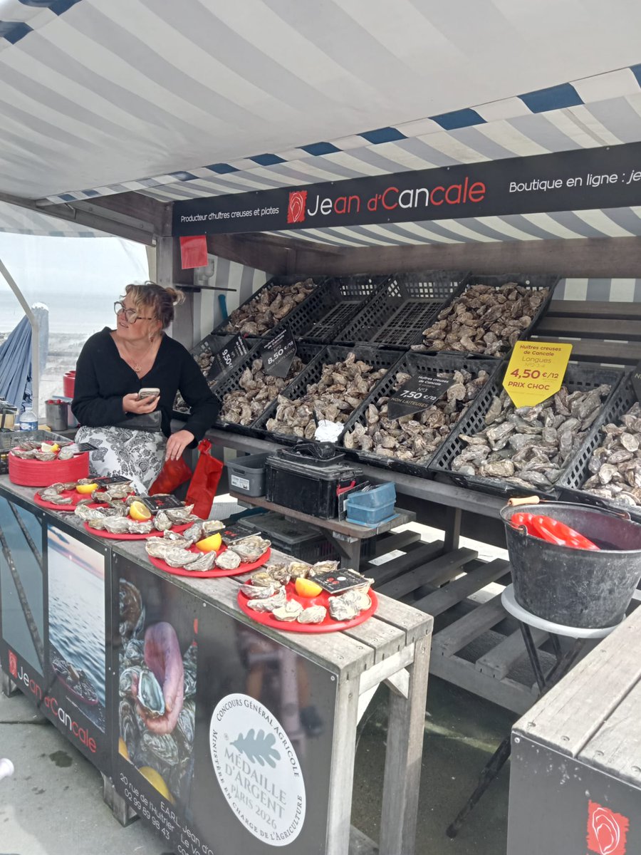 TransAmour's tweet photo. Afro Disiac
#aphrodisiac Oysters 🦀🦐🦞 from #france @huitres #bite #dure #hardcock #bbc #milk https://t.co/XeLjvnOLuY