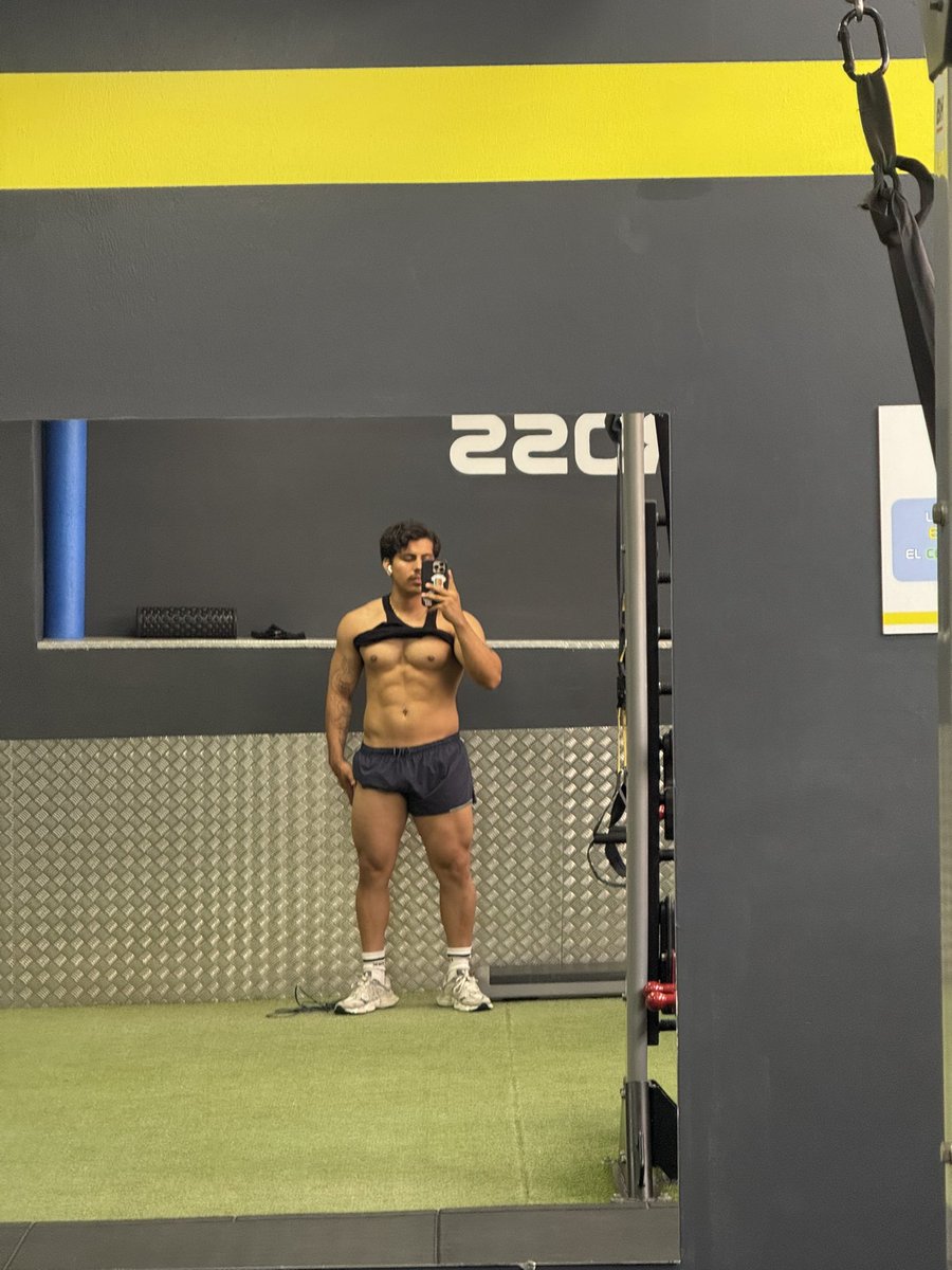 yohanderper's tweet photo. Volvimos con el gym 🥹 https://t.co/z3RSn8Soba