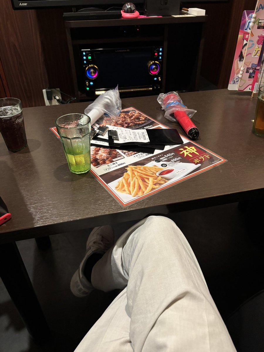 c98_b0's tweet photo. リアルゴールドうますぎtvの皆さんです https://t.co/ysW5gitqyr
