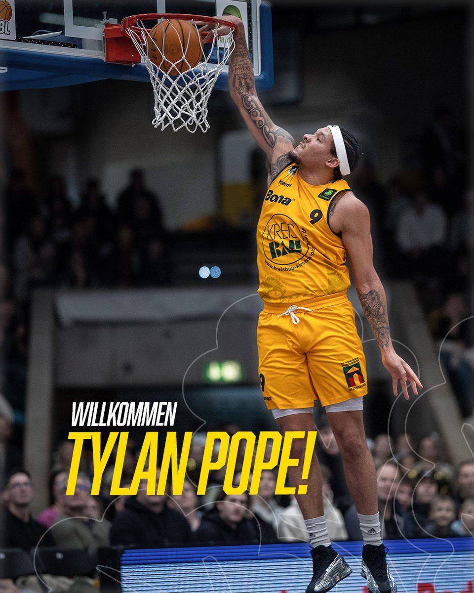 EWE_Baskets's tweet photo. Athletisch, energiegeladen und mit einem Playoff-MVP-Titel im Rücken: Tylan Pope wechselt von den Bozic Estriche Kirchheim Knights an die Hunte und komplettiert den Transfer-Dreierpack dieser Woche. 🤝

Der 25-jährige US-Amerikaner absolvierte in der vergangenen Saison eine starke Debütsaison als Profi. Für die Knights erzielte er im Schnitt 16,4 Punkte, holte 6,4 Rebounds, traf 39,4 Prozent seiner Dreipunktewürfe und avancierte damit zum ProA-Playoffs-MVP.

Alle Infos gibt es hier 👉  https://t.co/BhVBB3cvhs

📸 IMAGO